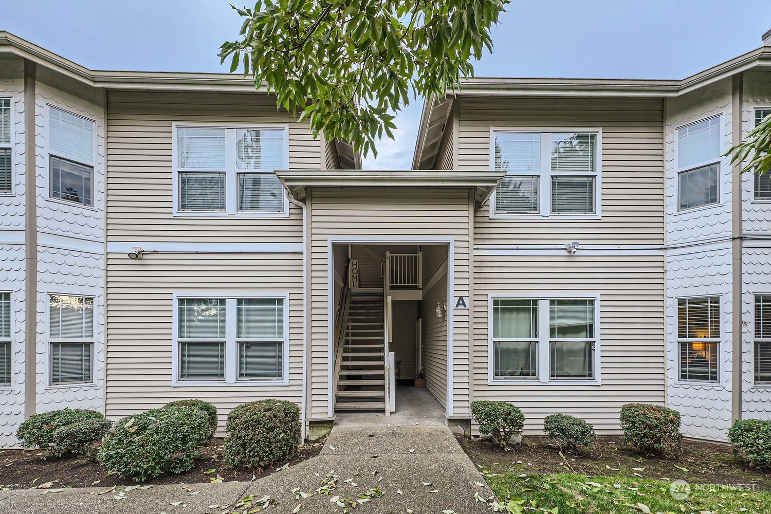 10025 9th Avenue A201 Property Photo 1