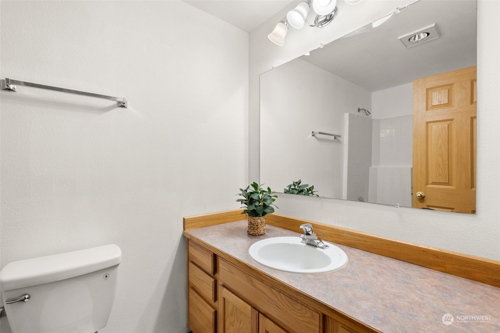 1355 Sw William Avenue Property Photo 11