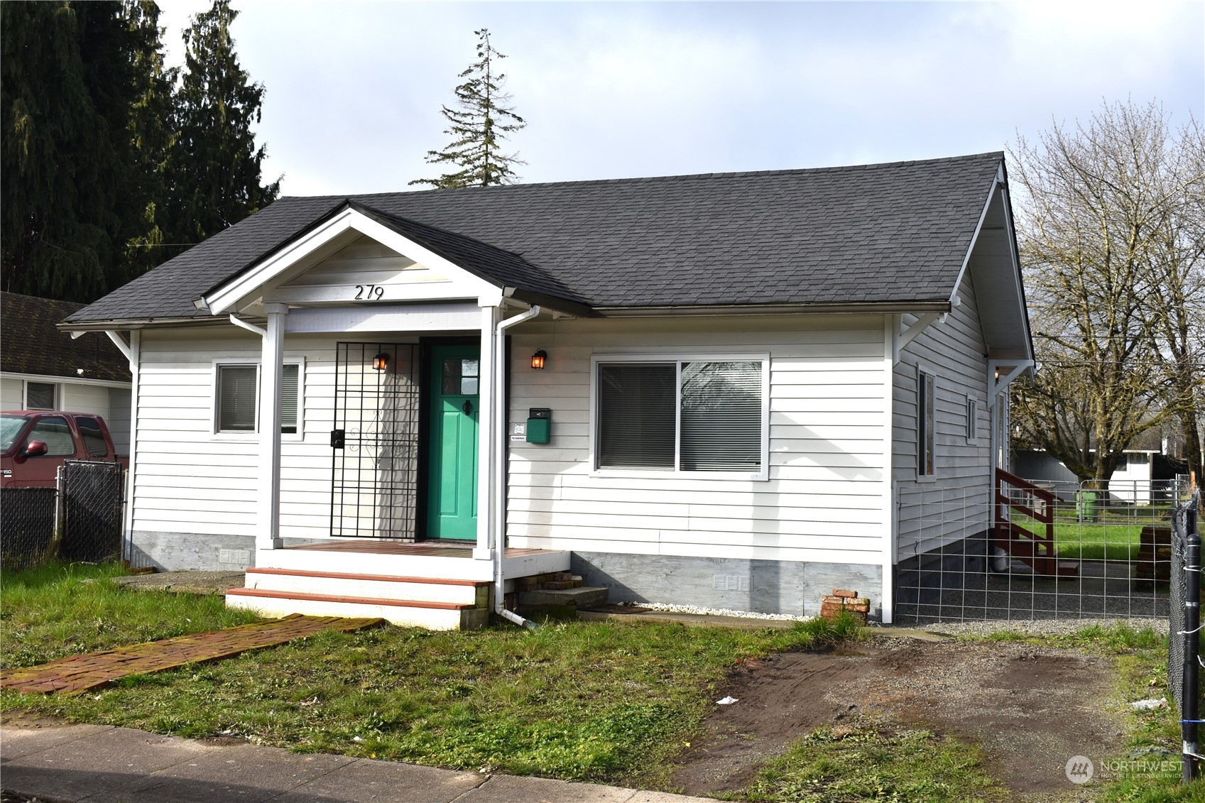 279 24th Avenue Property Photo