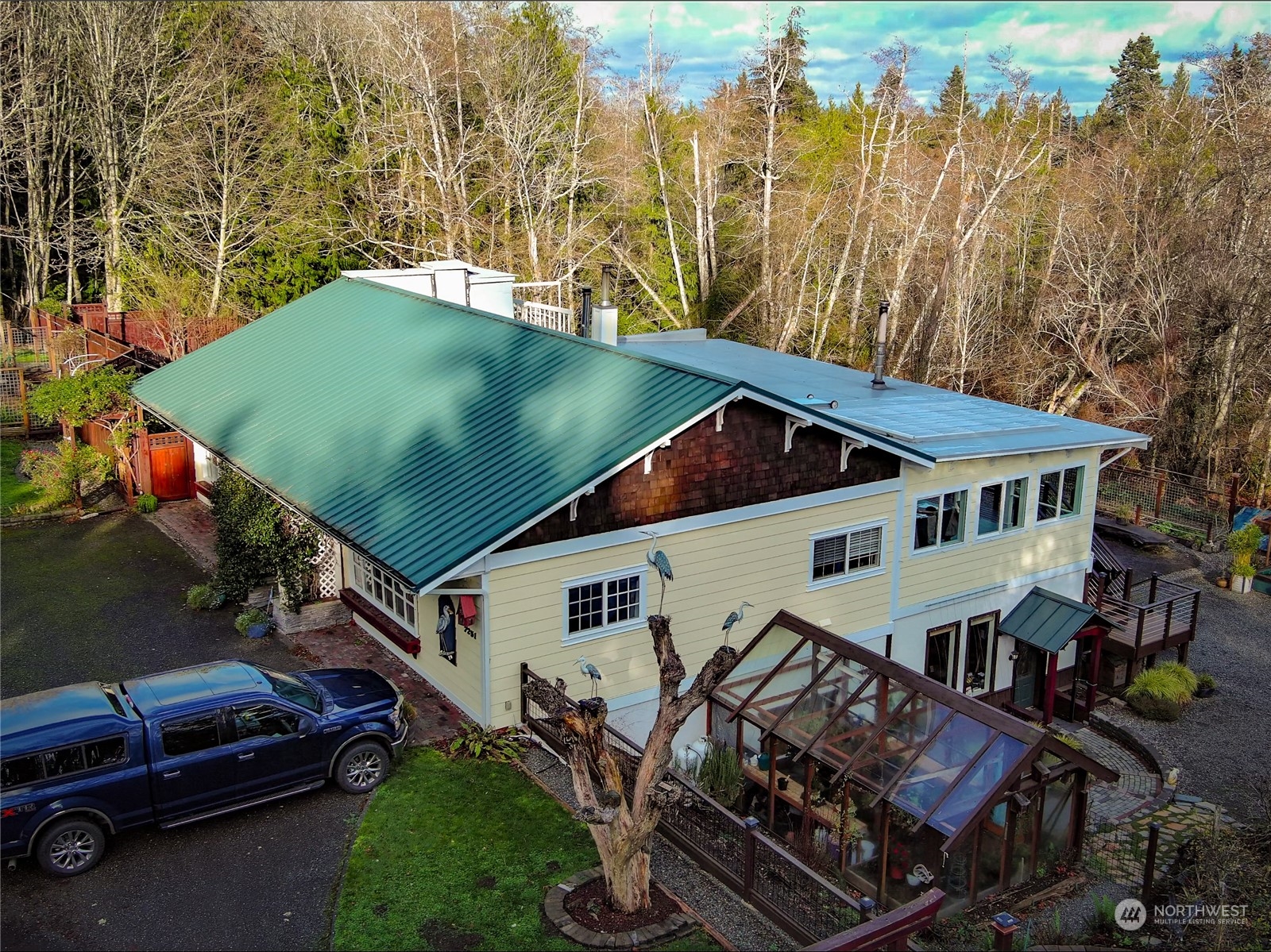 7251 Oak Bay Road Property Photo 2