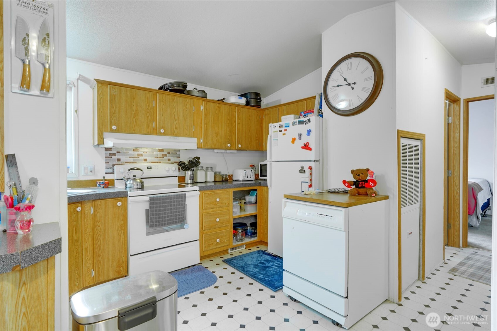 24502 V Lane Property Photo 17