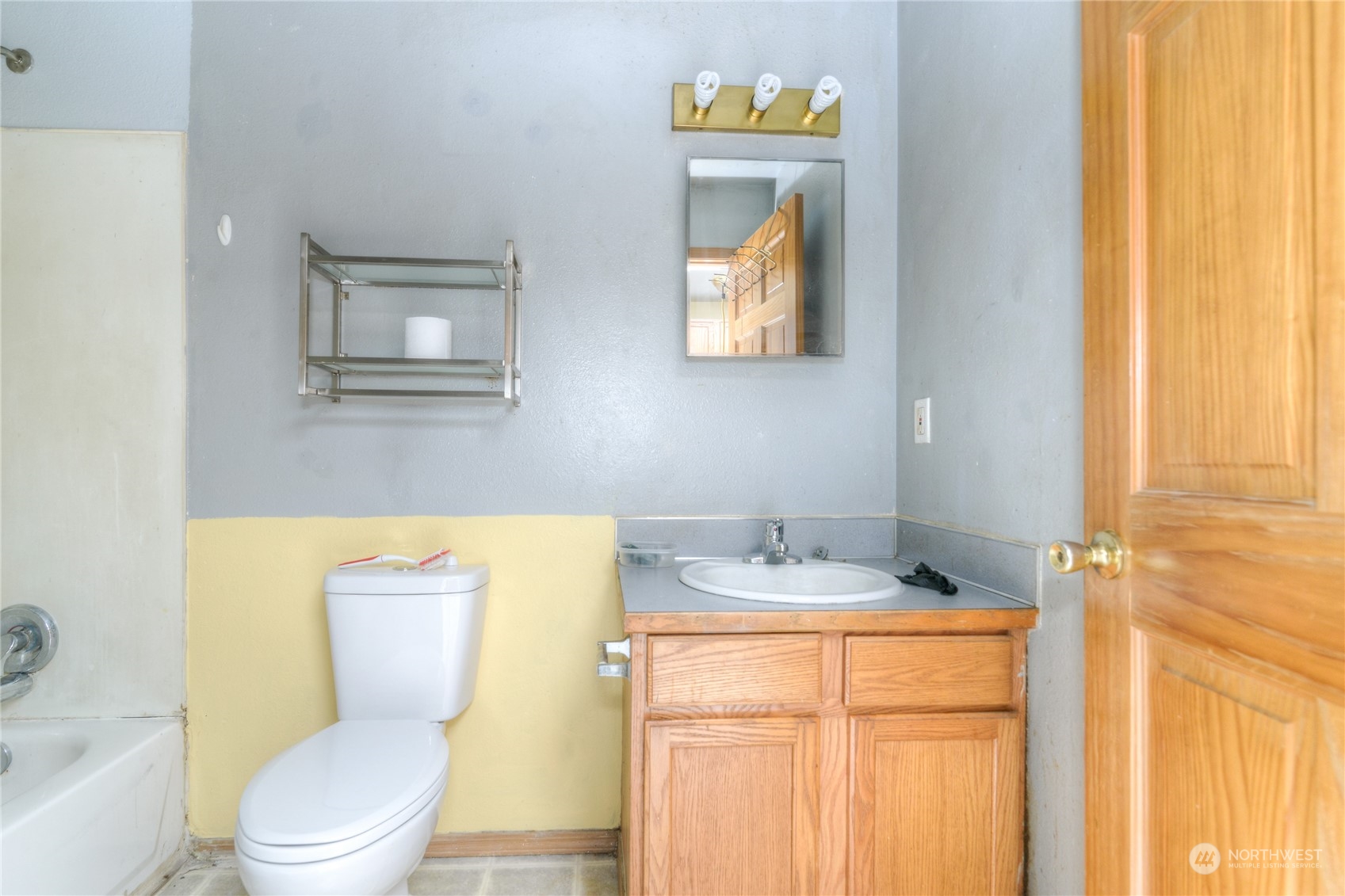 213 4th Avenue Property Photo 21