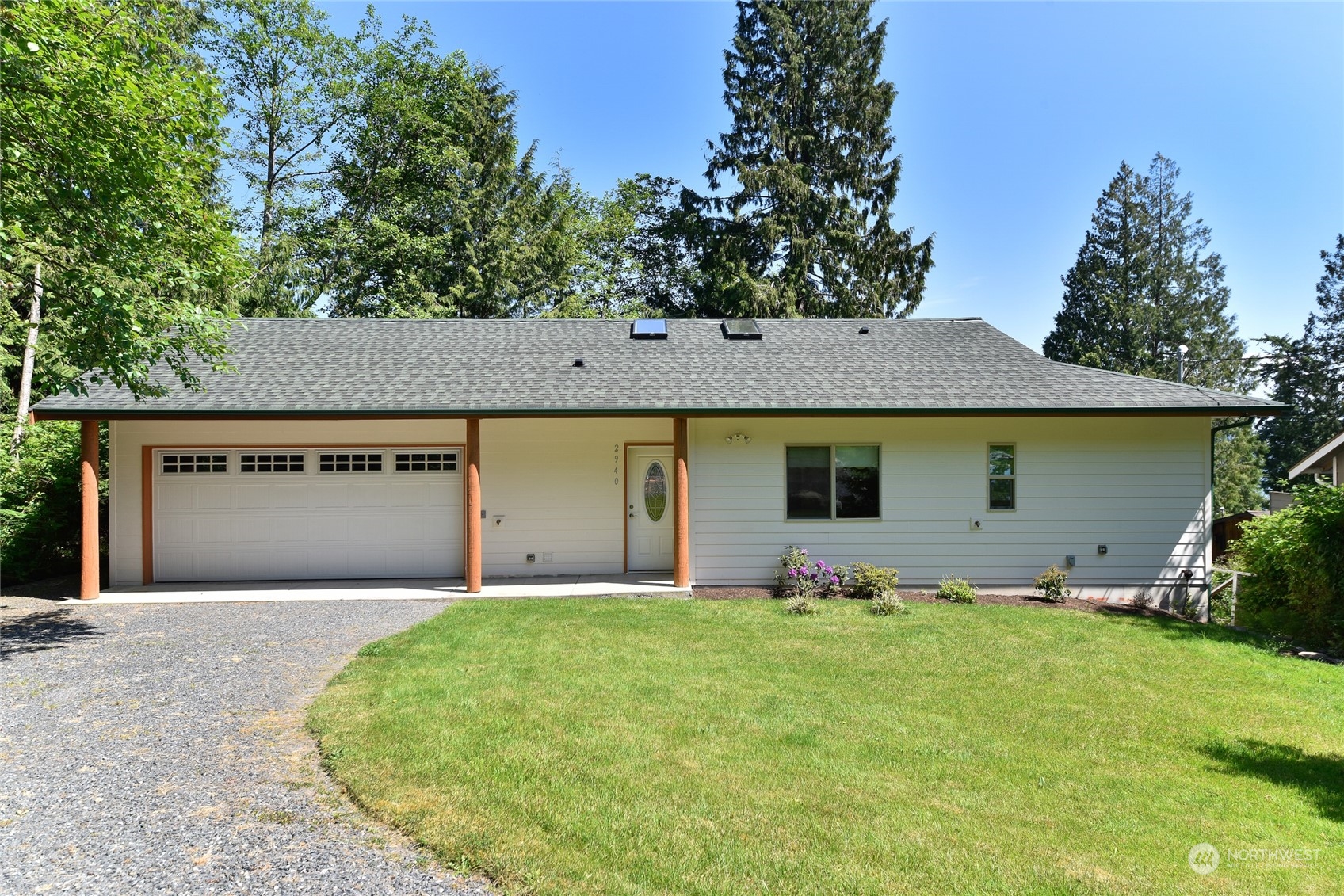 2940 Cedar Avenue Property Photo 1
