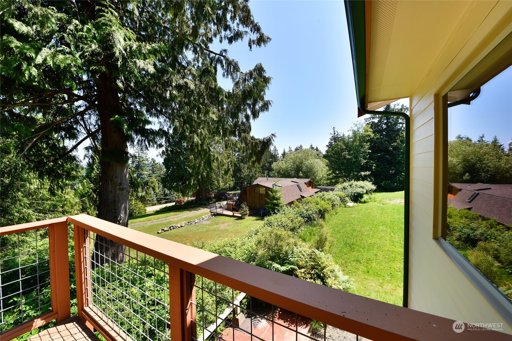 2940 Cedar Avenue Property Photo 6