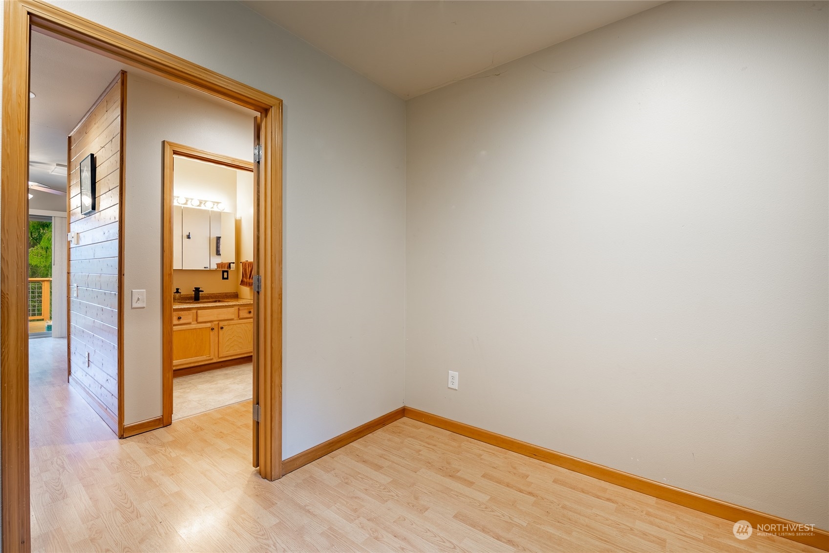 2940 Cedar Avenue Property Photo 21