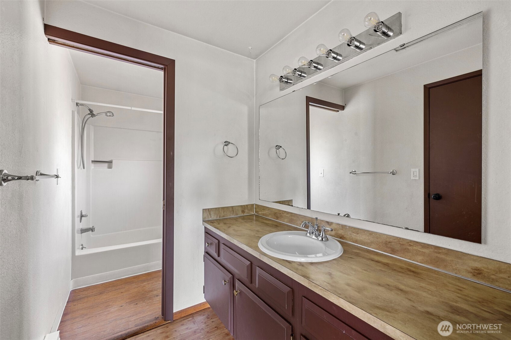 17305 Stone Court Property Photo 11