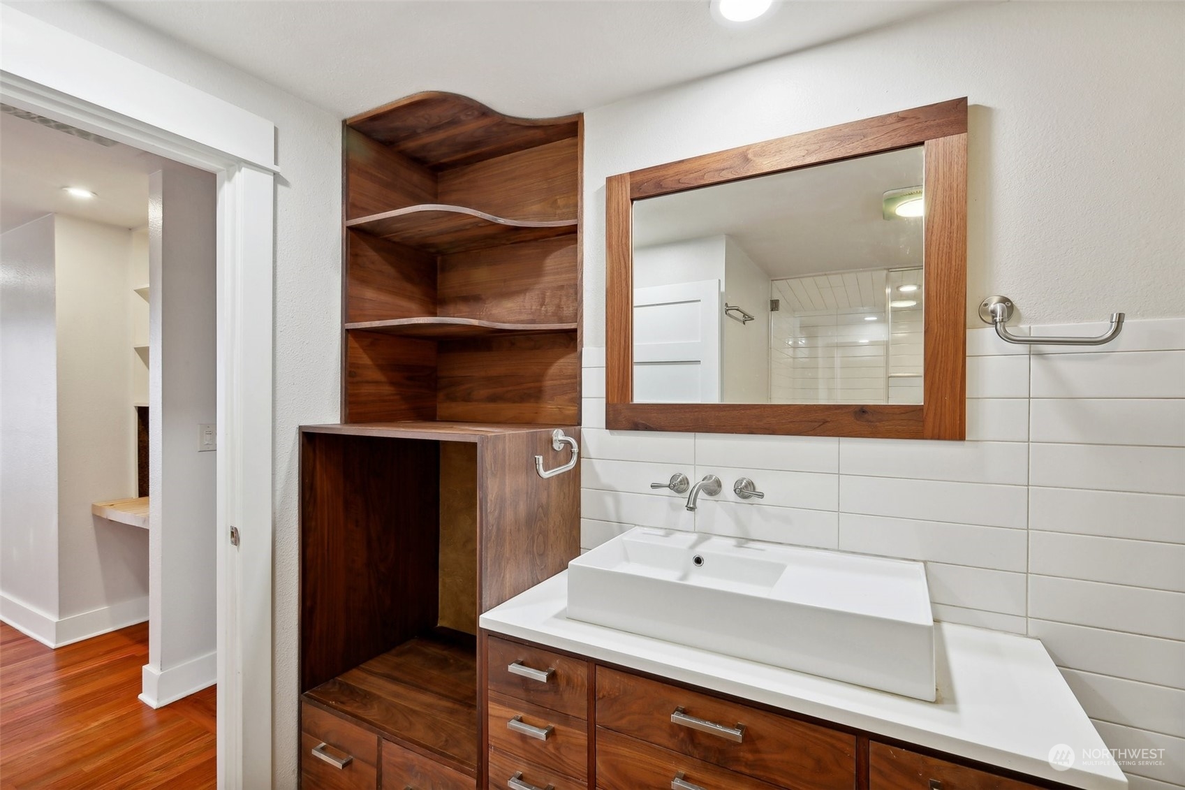 508 Renton Avenue Property Photo 15
