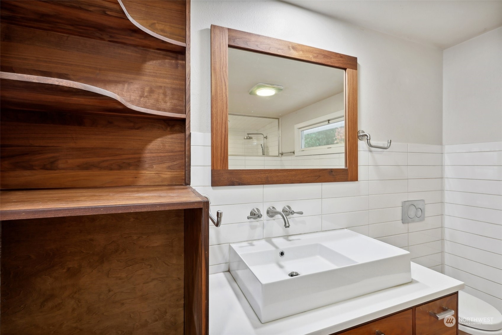 508 Renton Avenue Property Photo 16