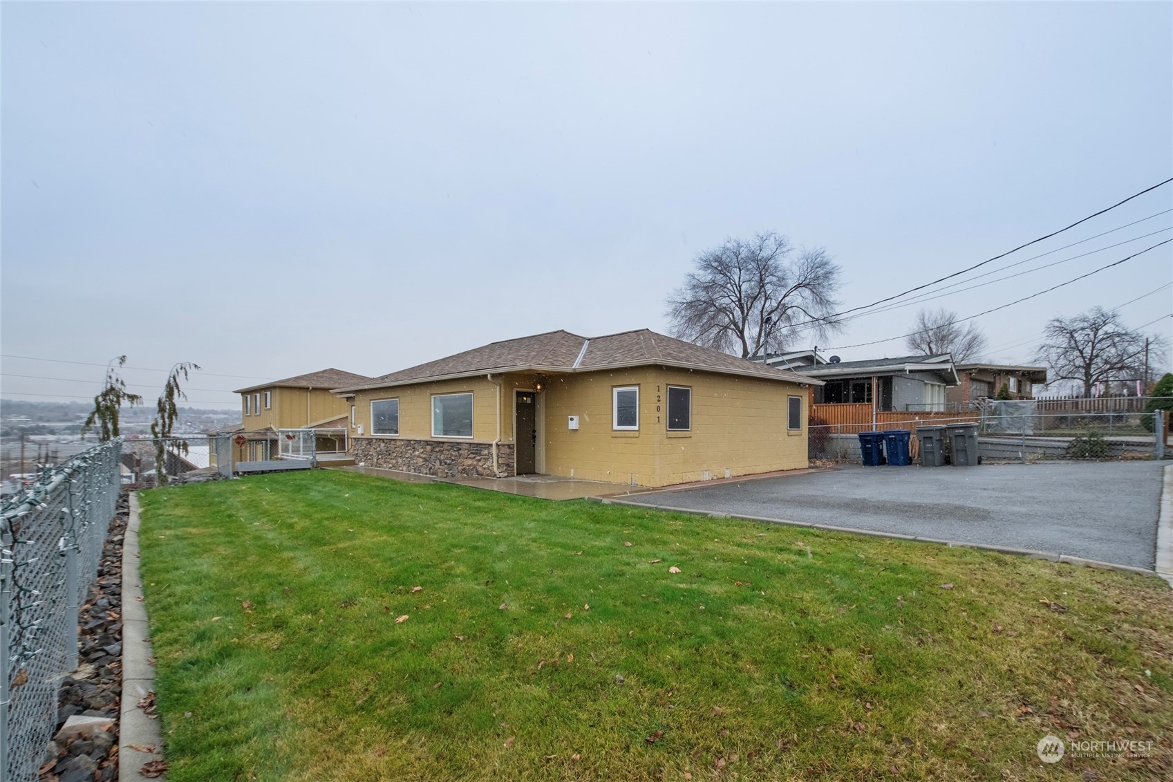 1201 Monitor Avenue Property Photo 18