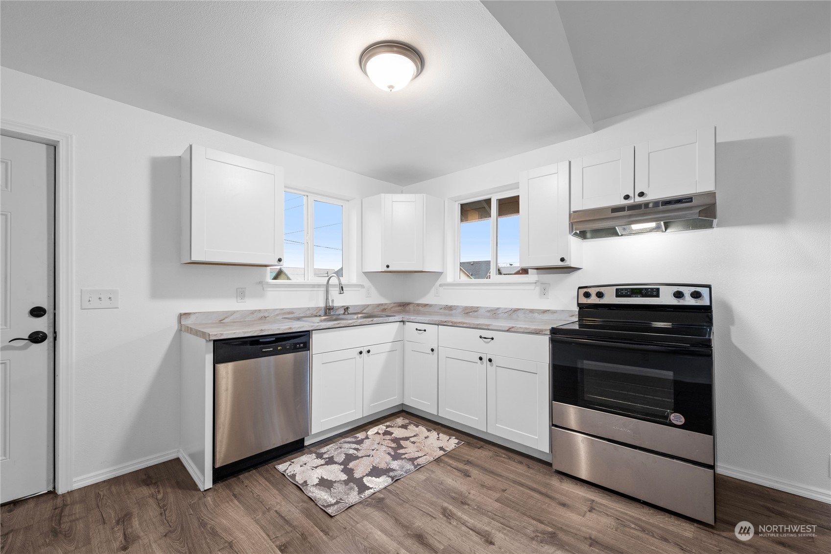 703 A&b Duryea Street Property Photo 8