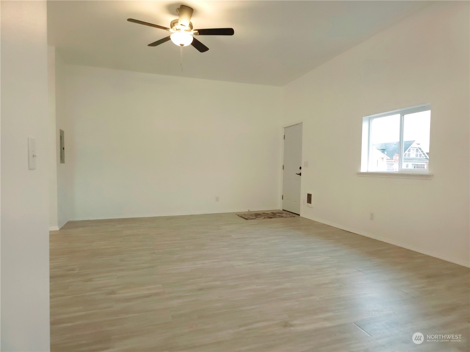 703 A&b Duryea Street Property Photo 22