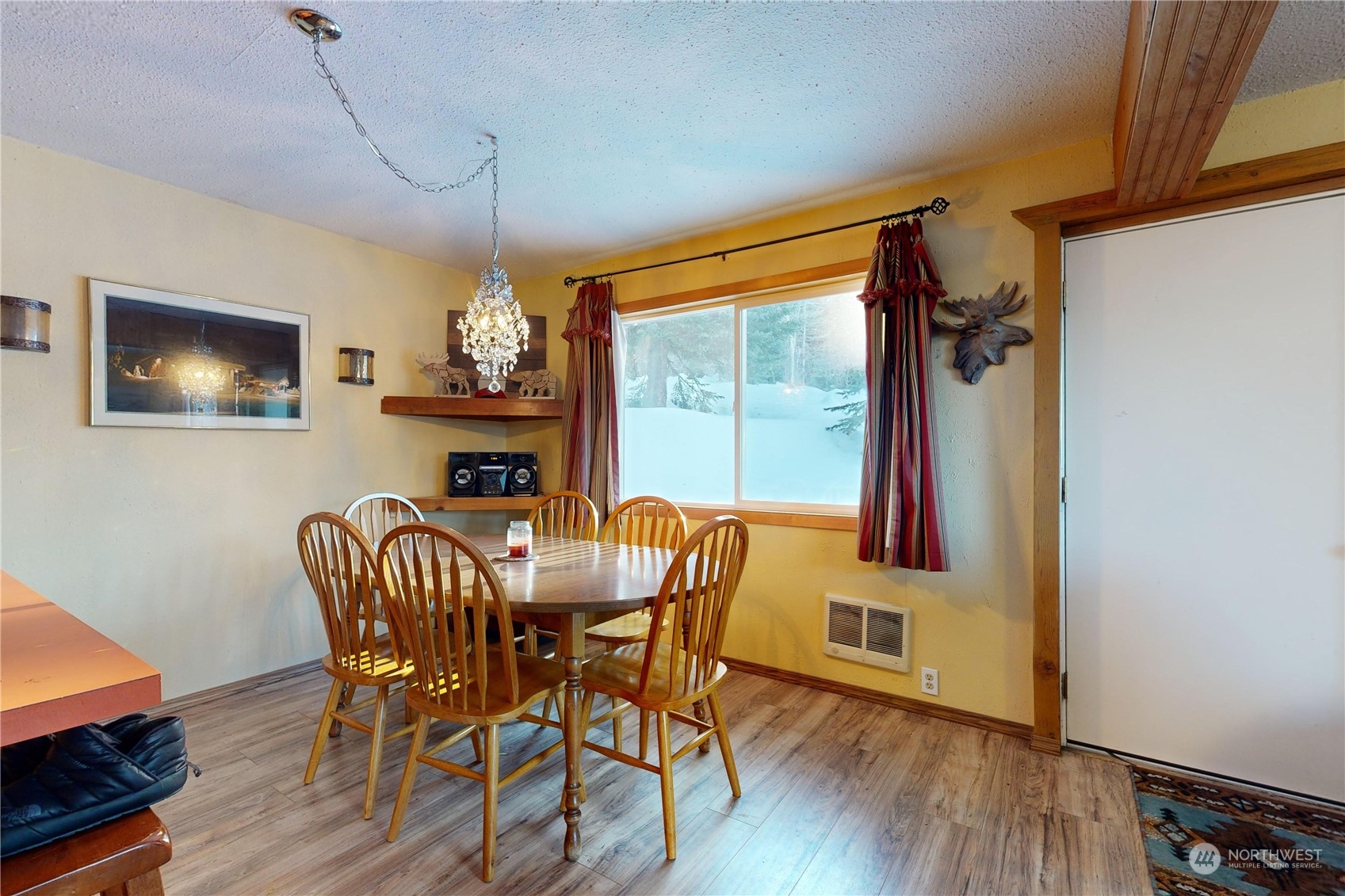 61515 Highway 204 Property Photo 5