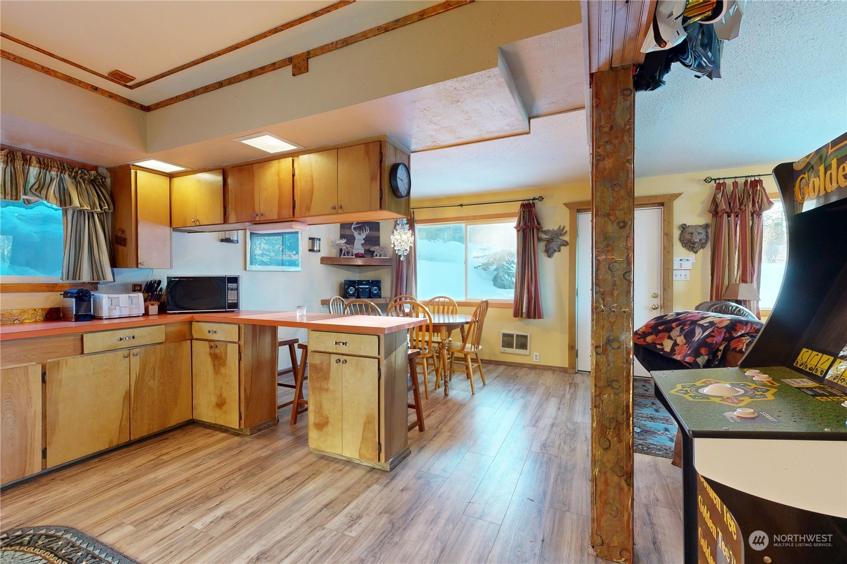 61515 Highway 204 Property Photo 14