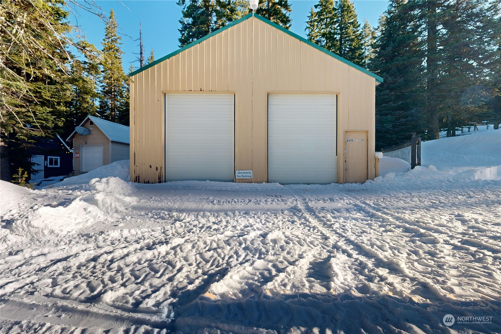61515 Highway 204 Property Photo 31