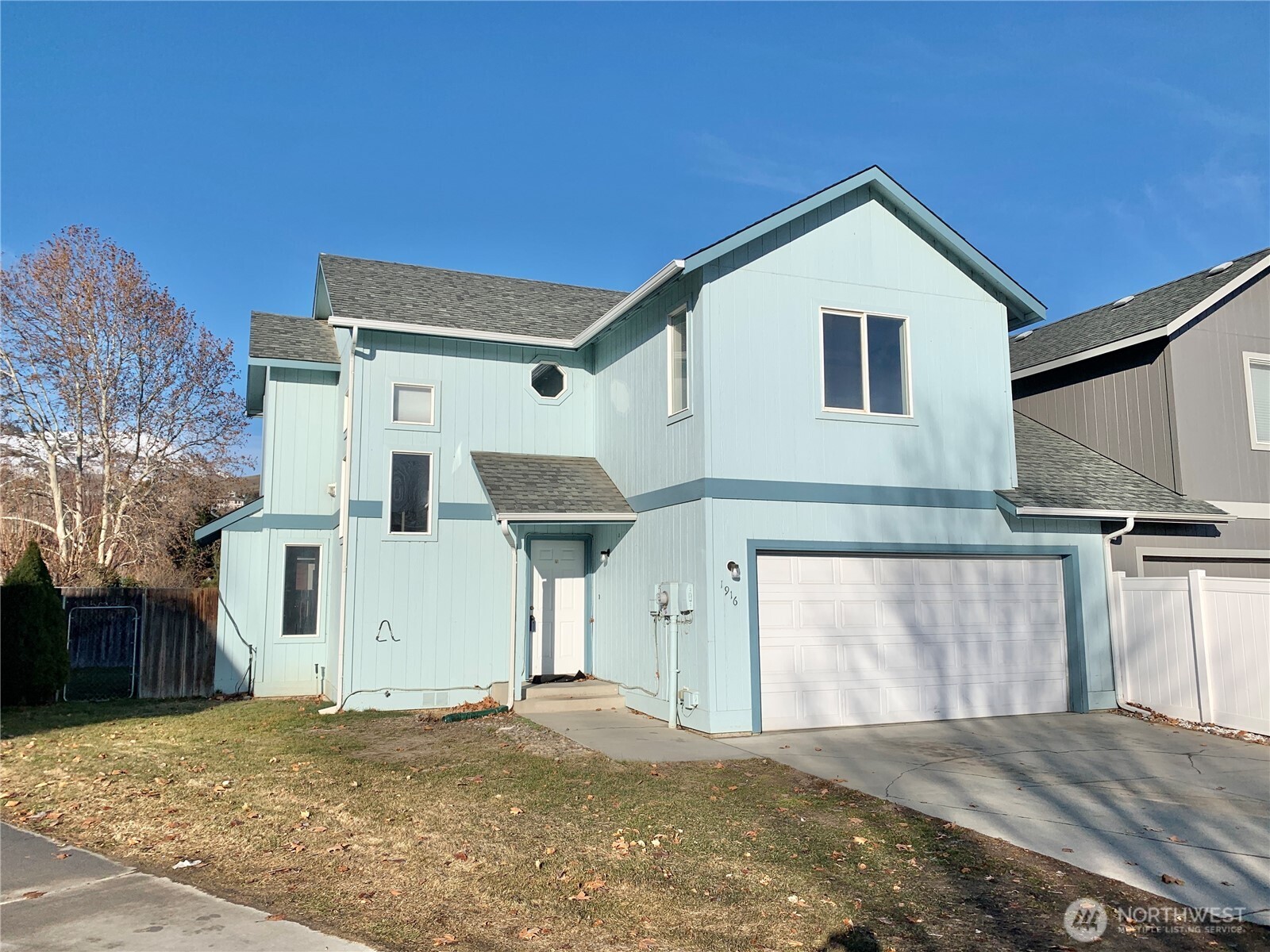 1916 Northwood Road Property Photo 1