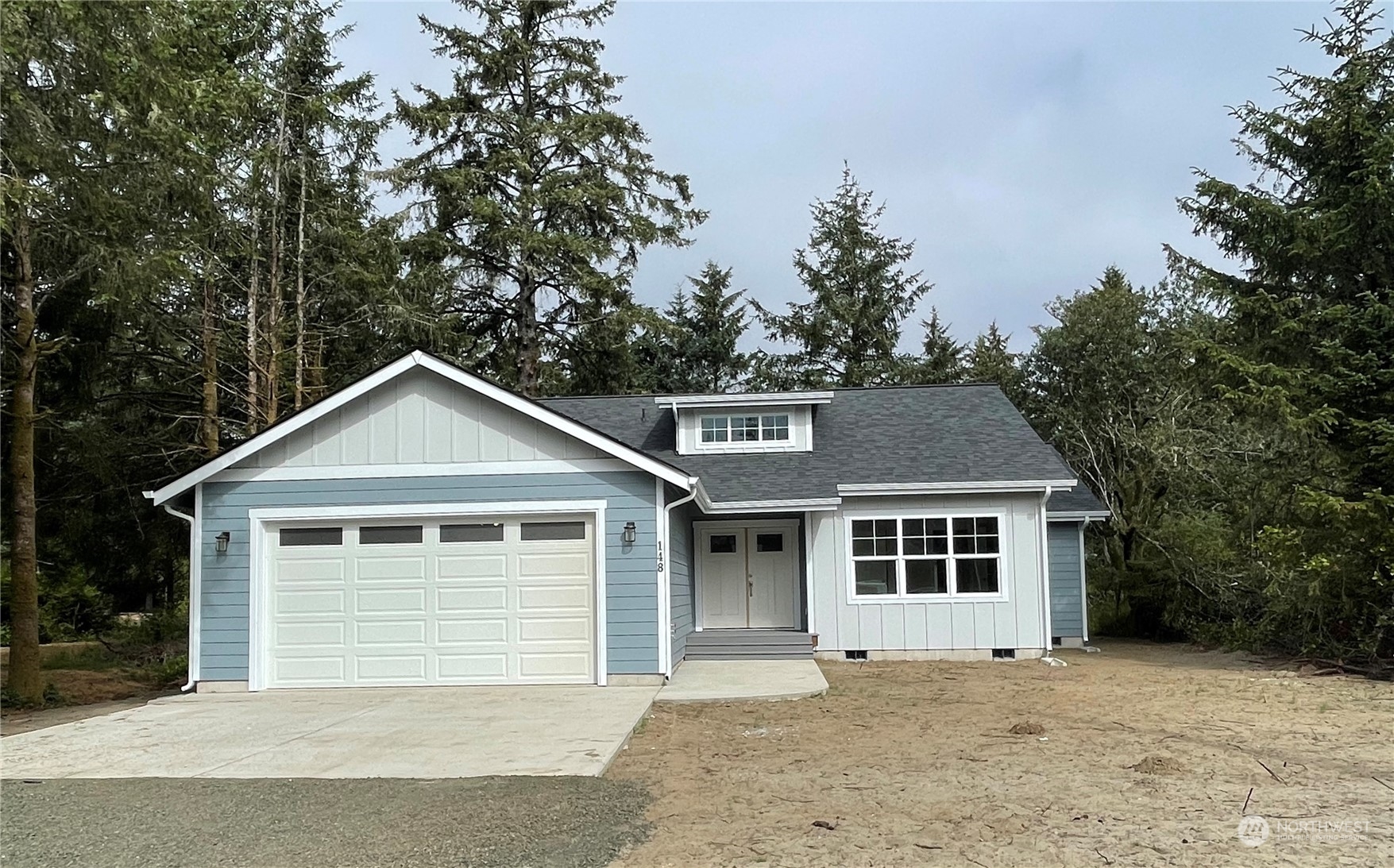 428 Cygnus Avenue Property Photo 1