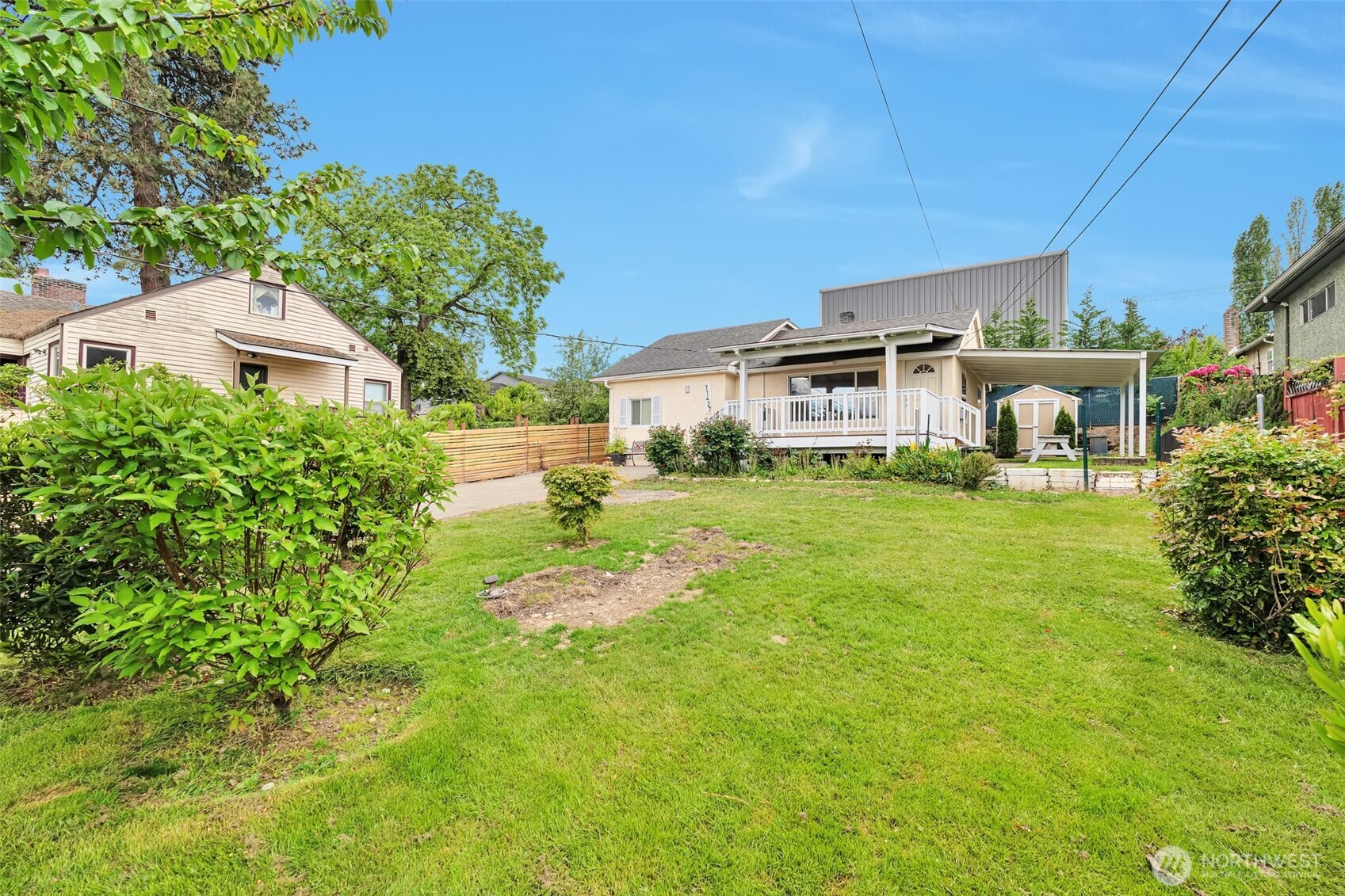 11427 Military Road Property Photo 1