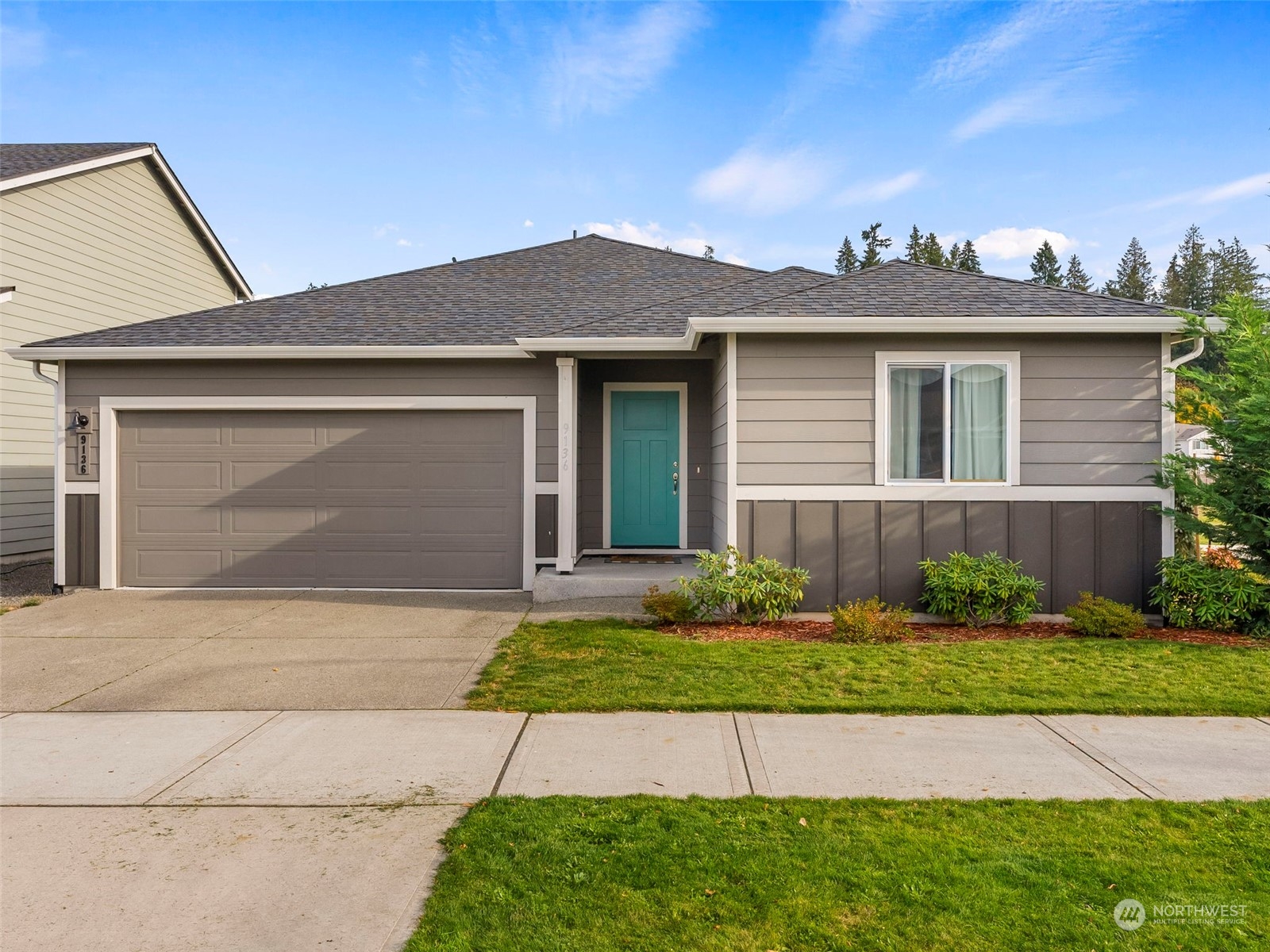 9136 Aster Street Property Photo 1