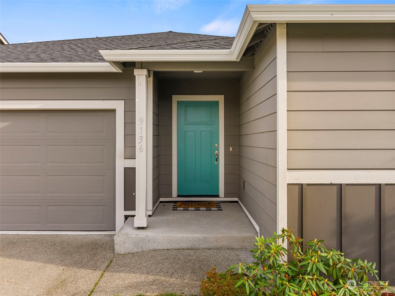 9136 Aster Street Property Photo 2