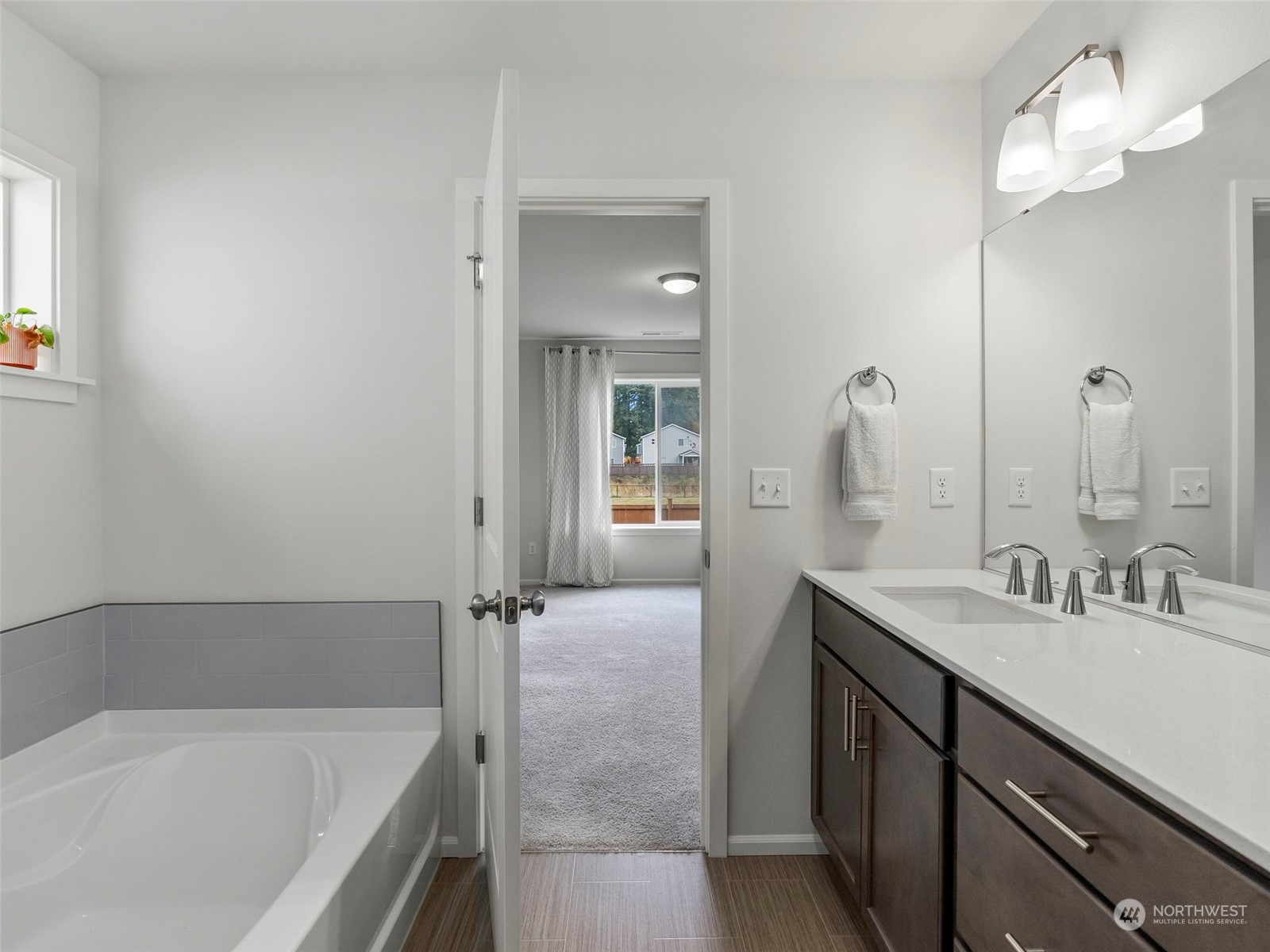 9136 Aster Street Property Photo 16