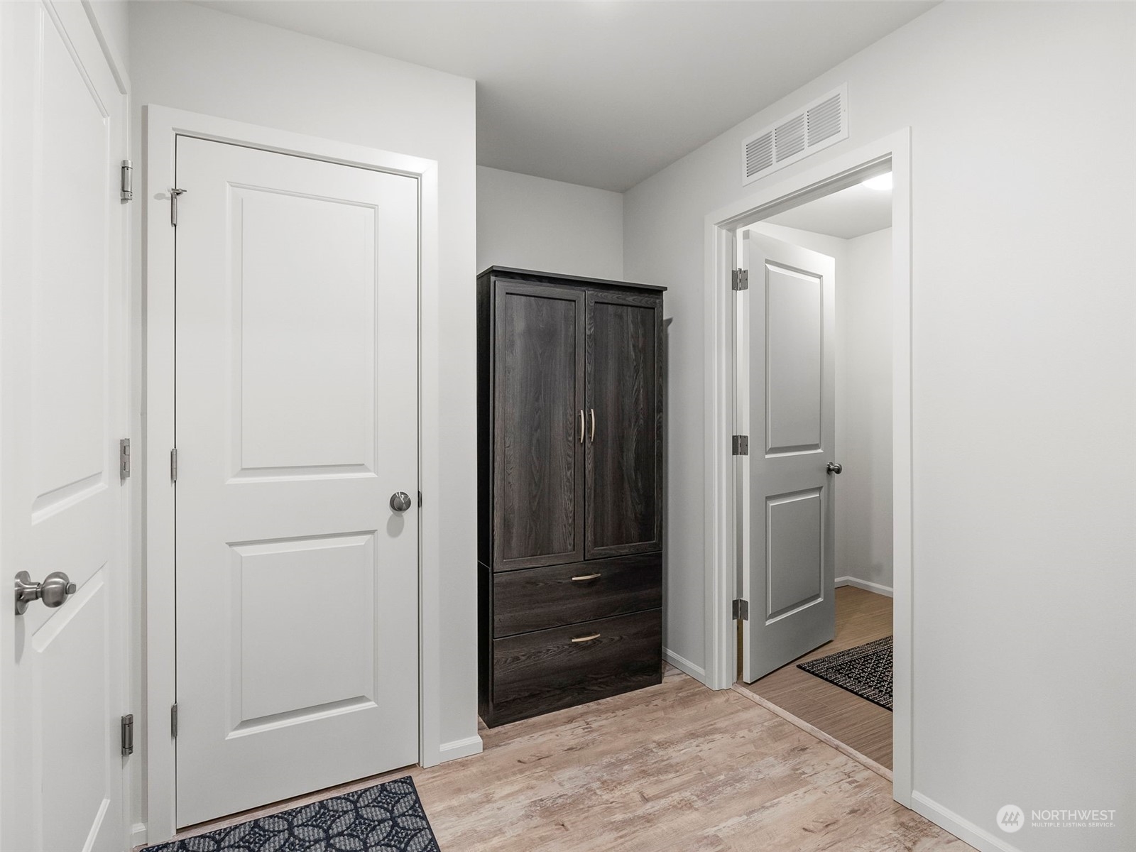 9136 Aster Street Property Photo 25