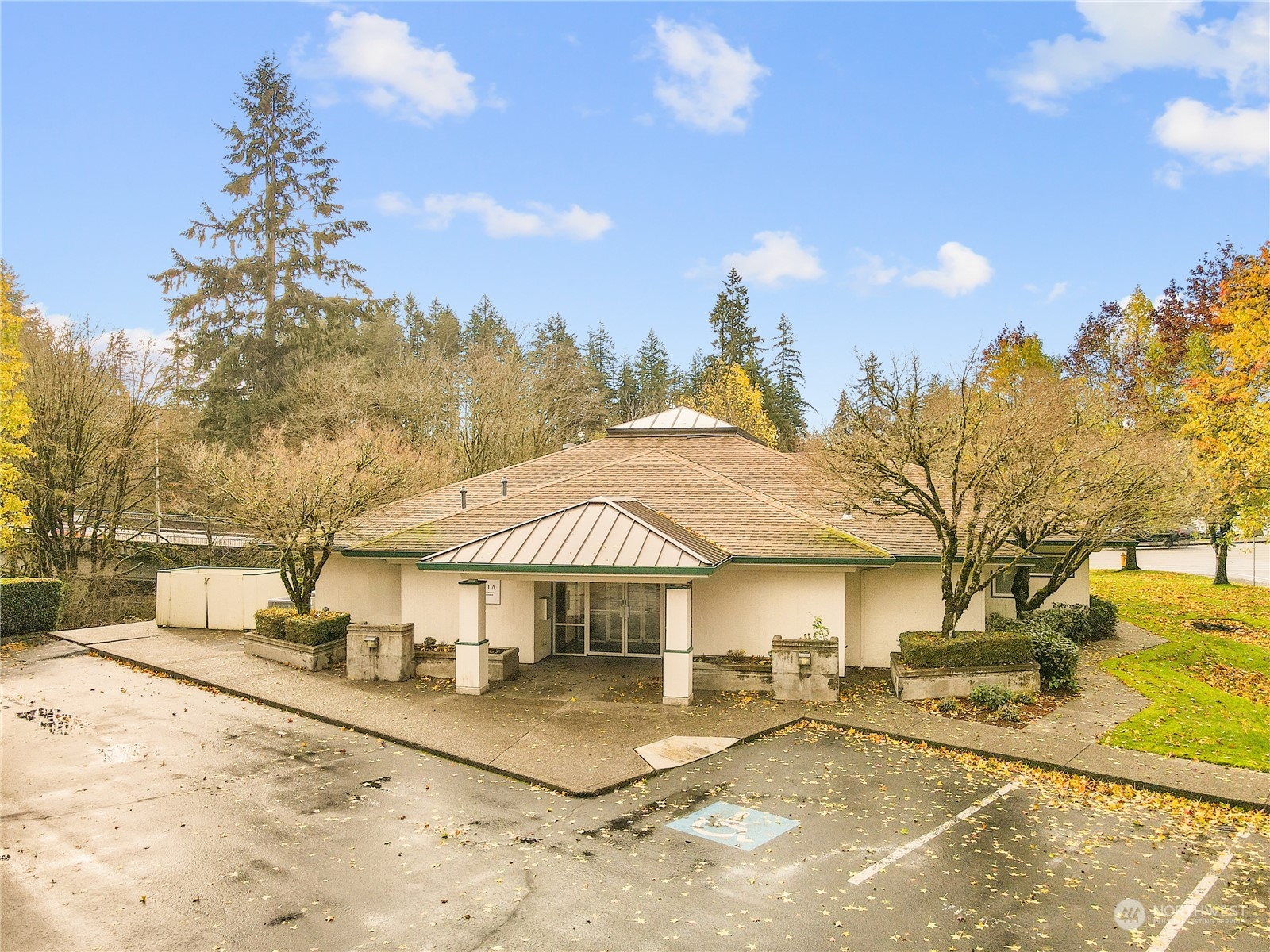 2120 Caton Way Property Photo