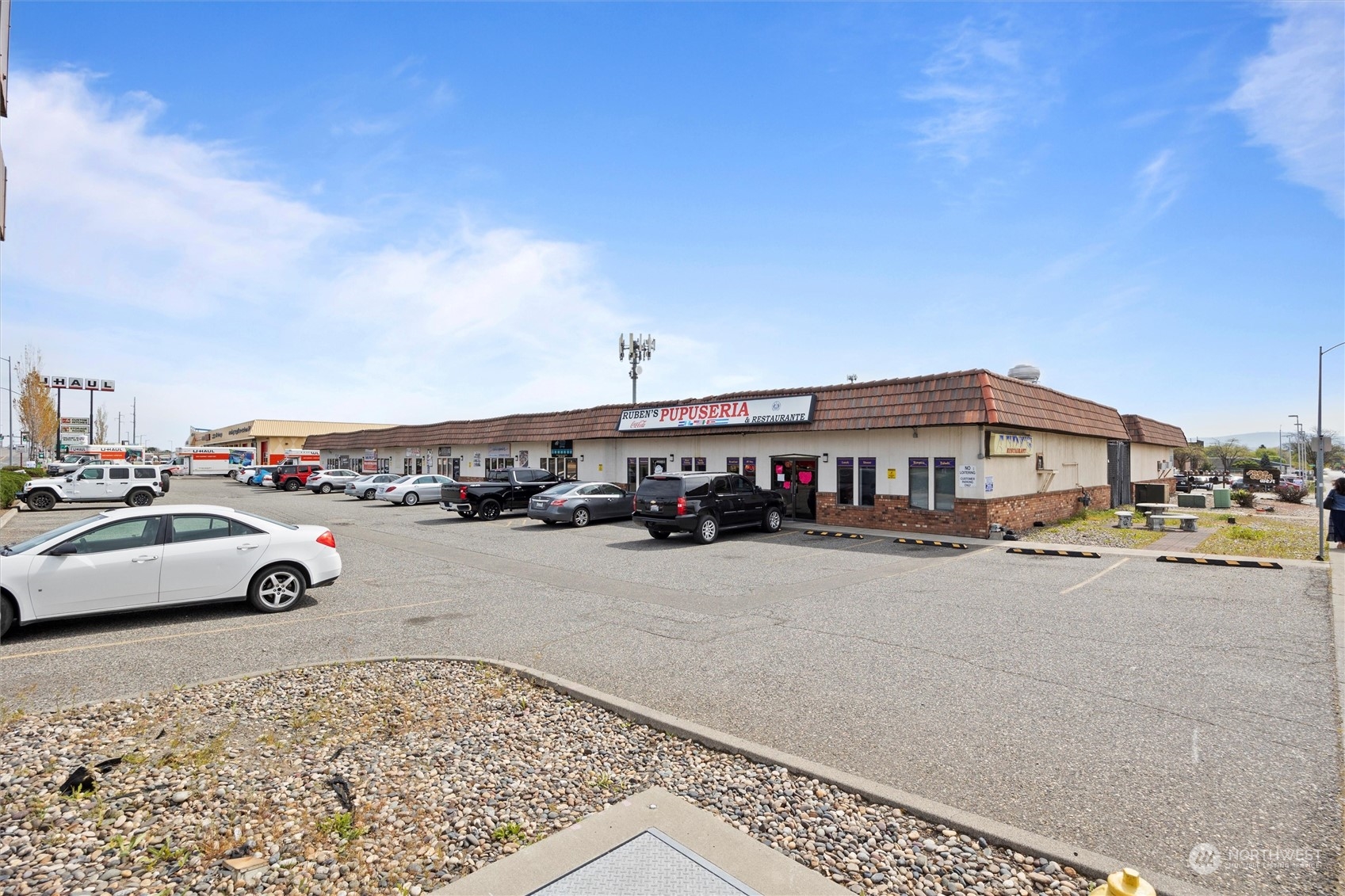 3330 W Court Street Property Photo 1