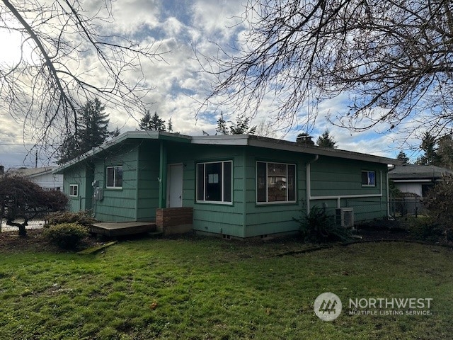 343 7th Street Property Photo 8