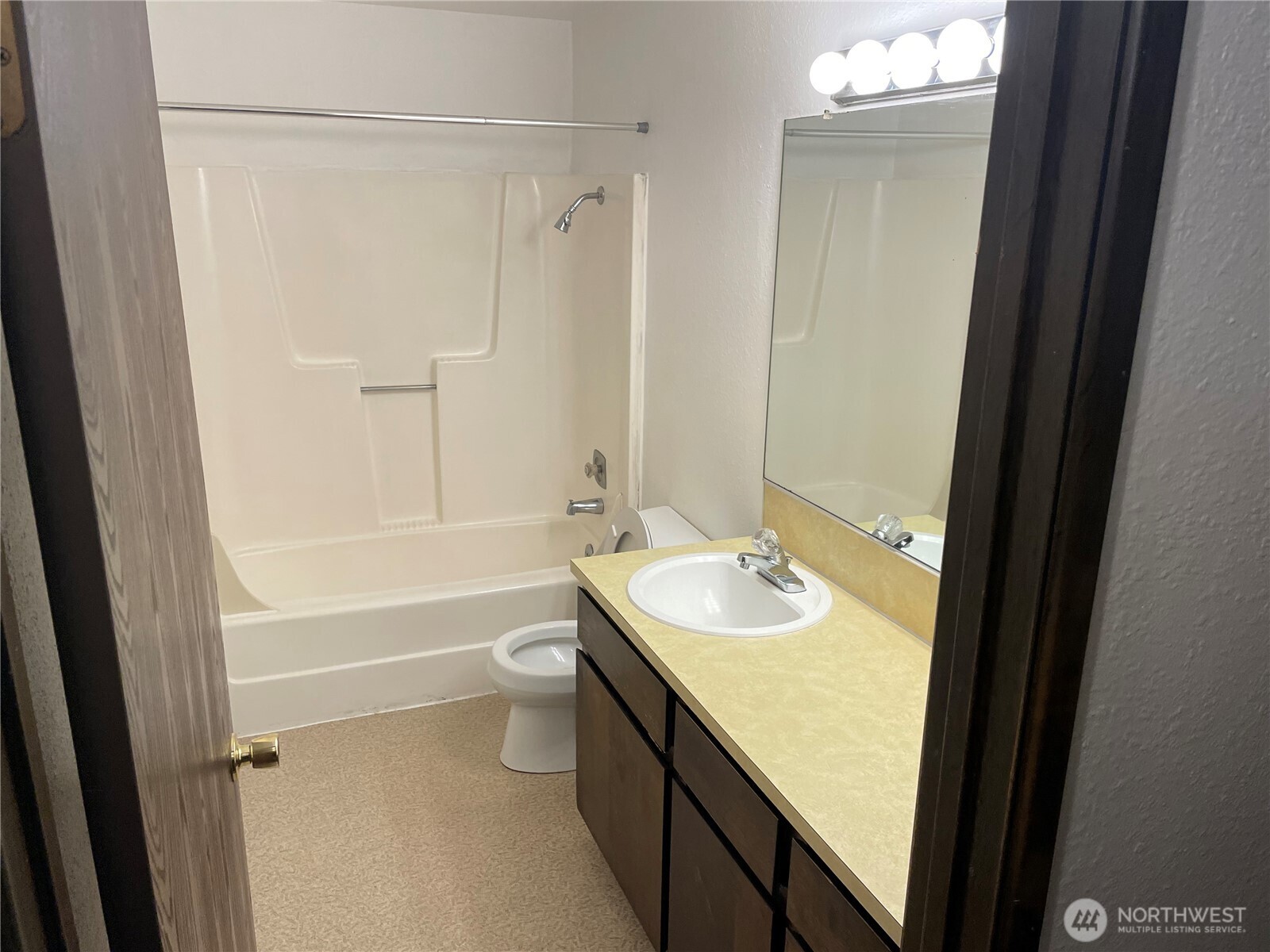 1568 Minor Road Property Photo 18