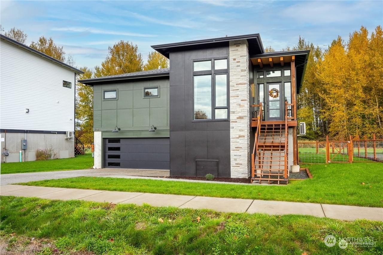 708 Garfeild Street Property Photo
