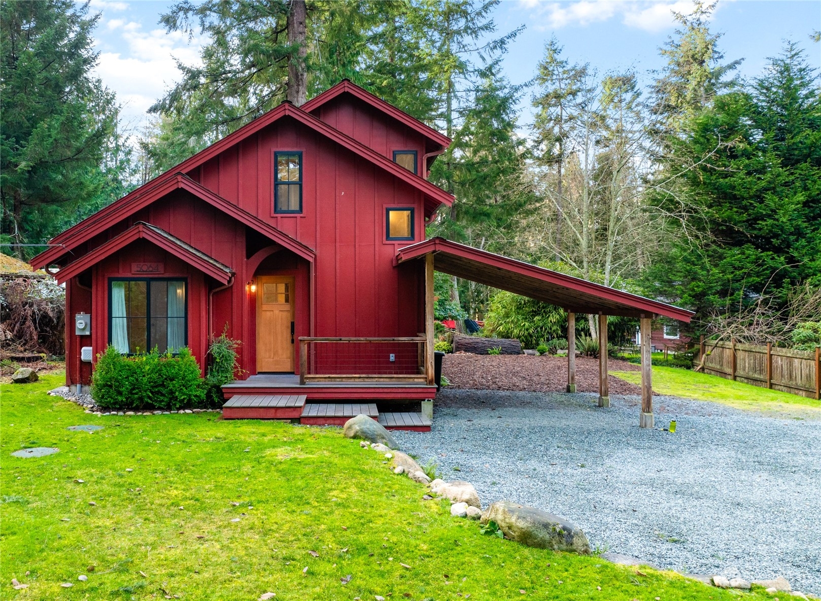 5064 View Road Property Photo