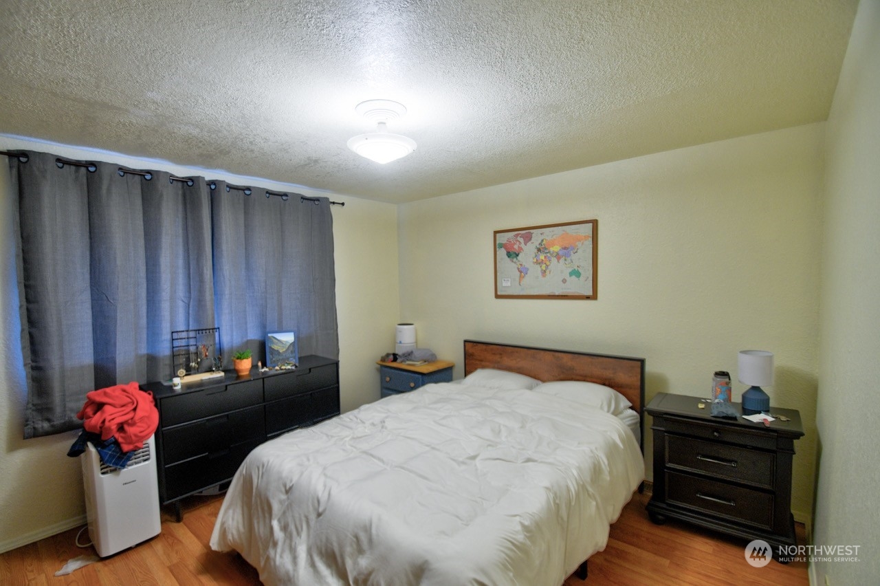 1033 Midway Drive Property Photo 10
