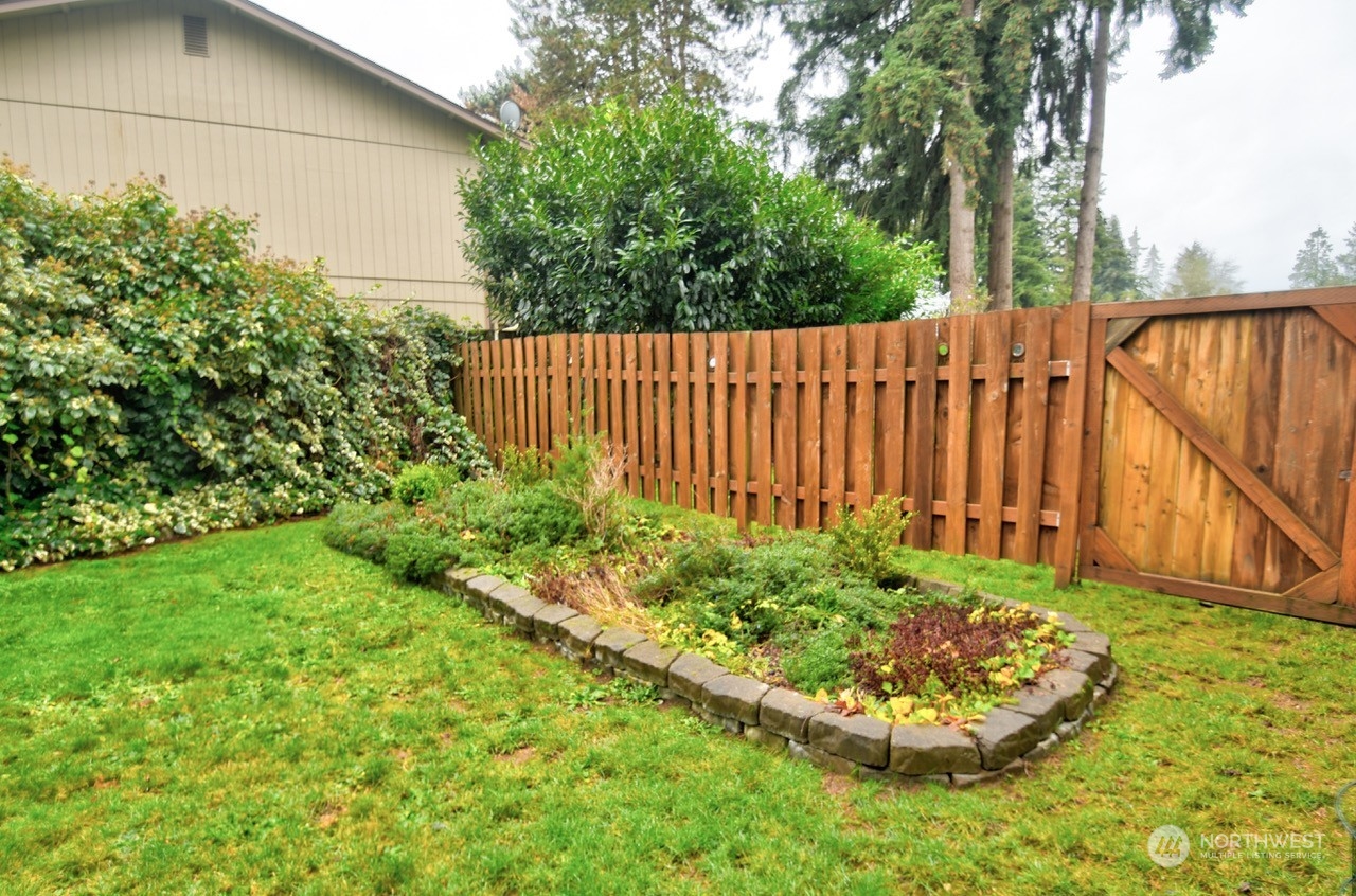 1033 Midway Drive Property Photo 17