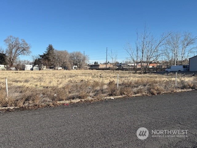 830 Basin Street Property Photo 4