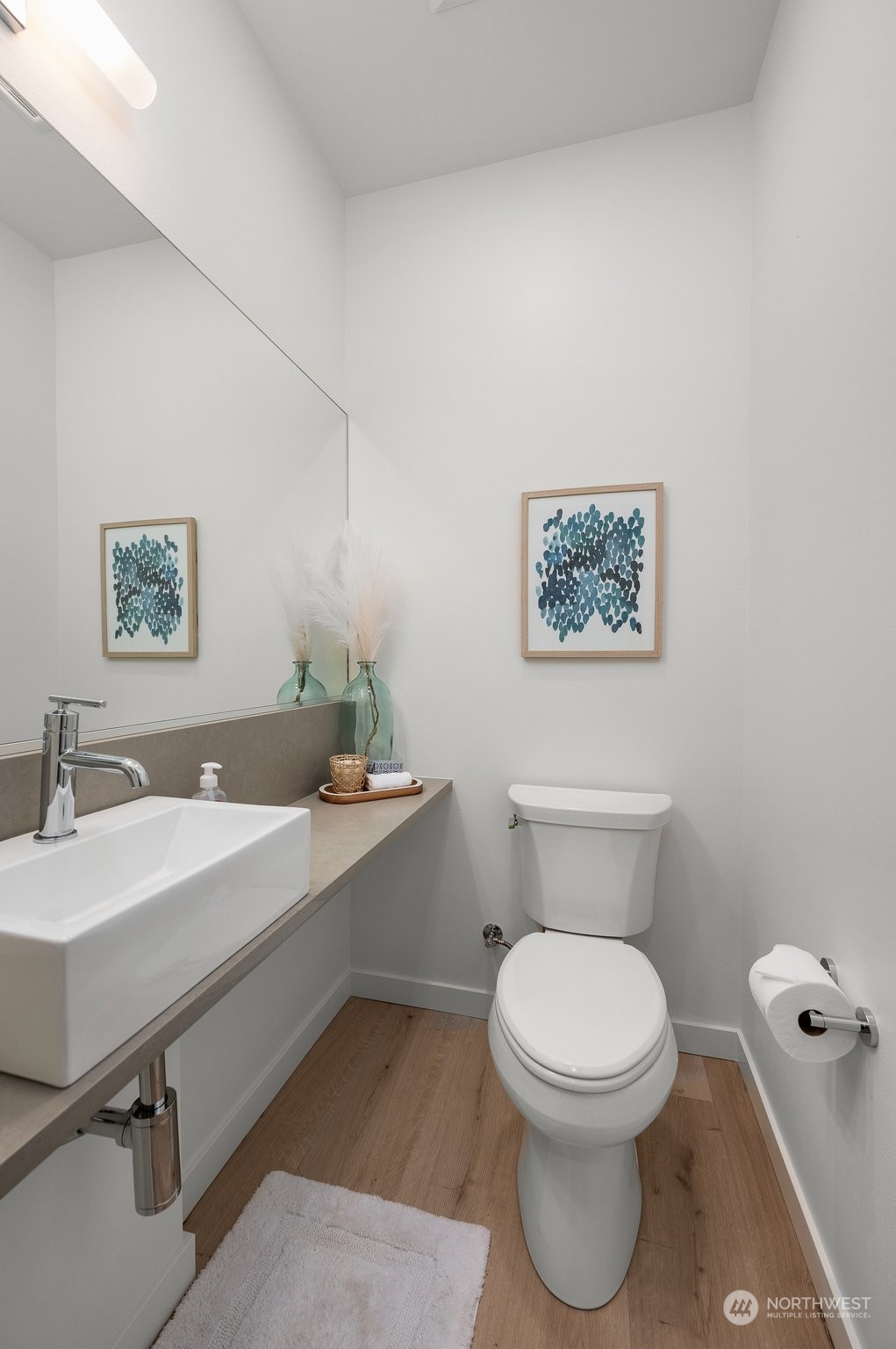9211 A Densmore Avenue Property Photo 14
