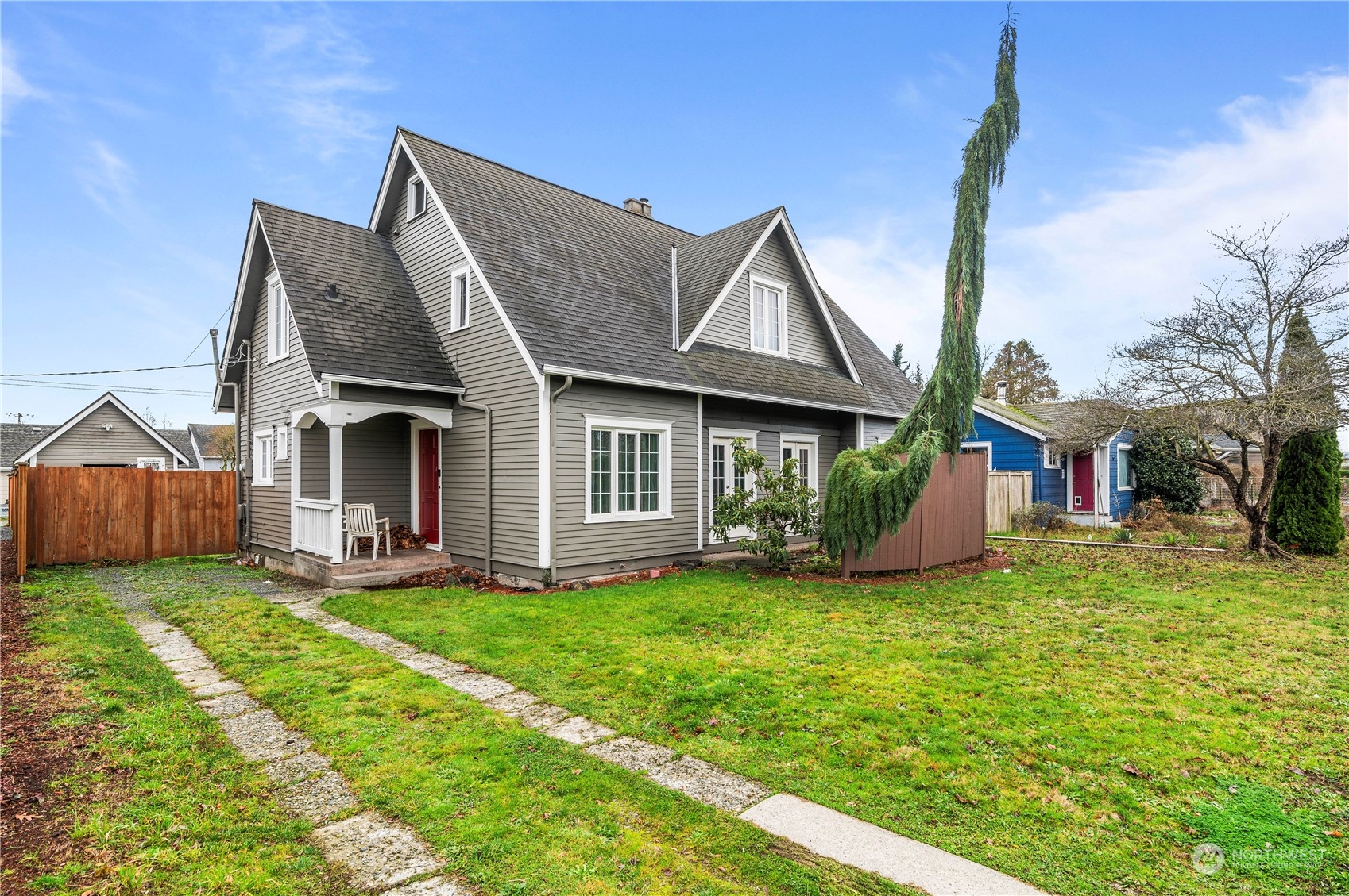 1910 4th Street Property Photo 1
