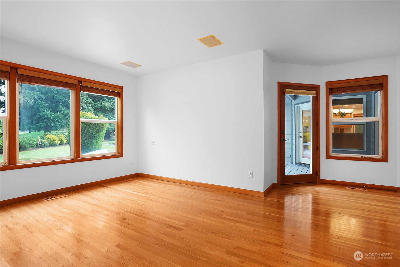 6733 Troon Lane Property Photo 11
