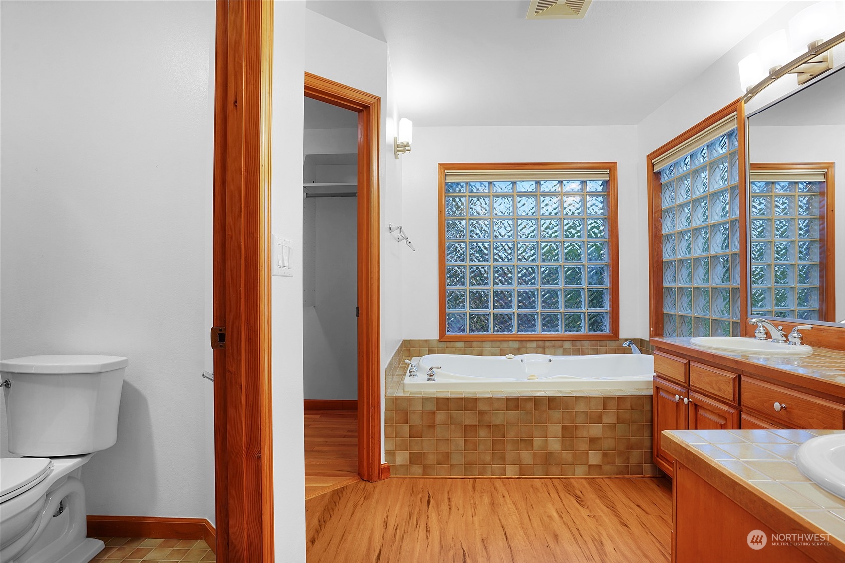 6733 Troon Lane Property Photo 12