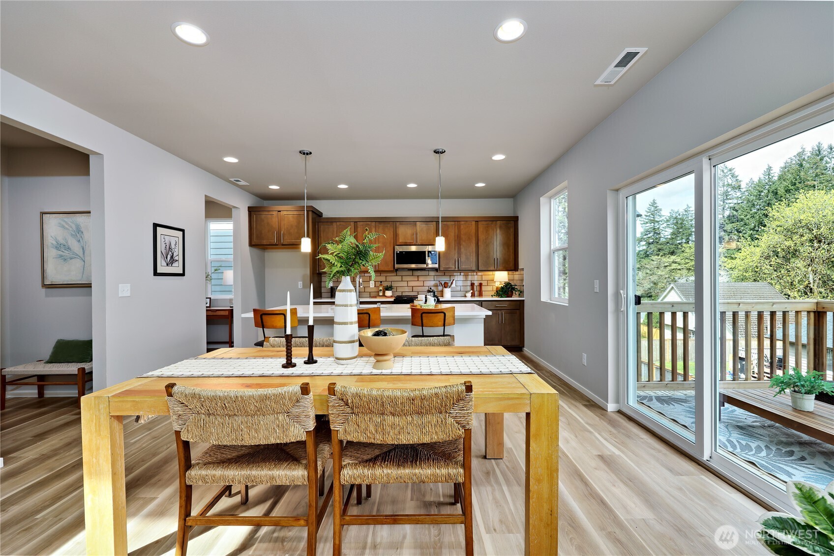 253 Ne Shadowhawk Lane Property Photo 11