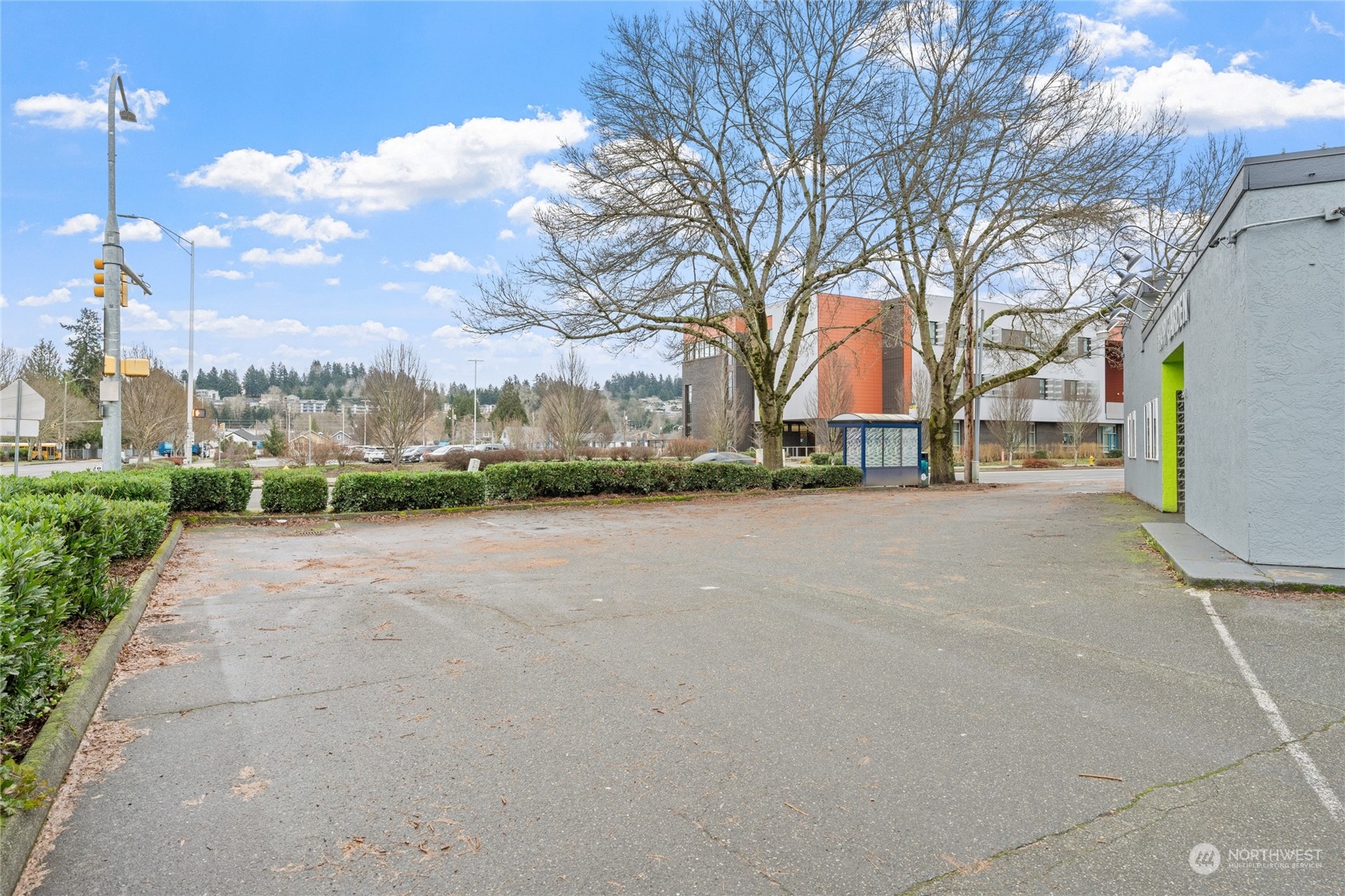 351 Park Avenue Property Photo 2