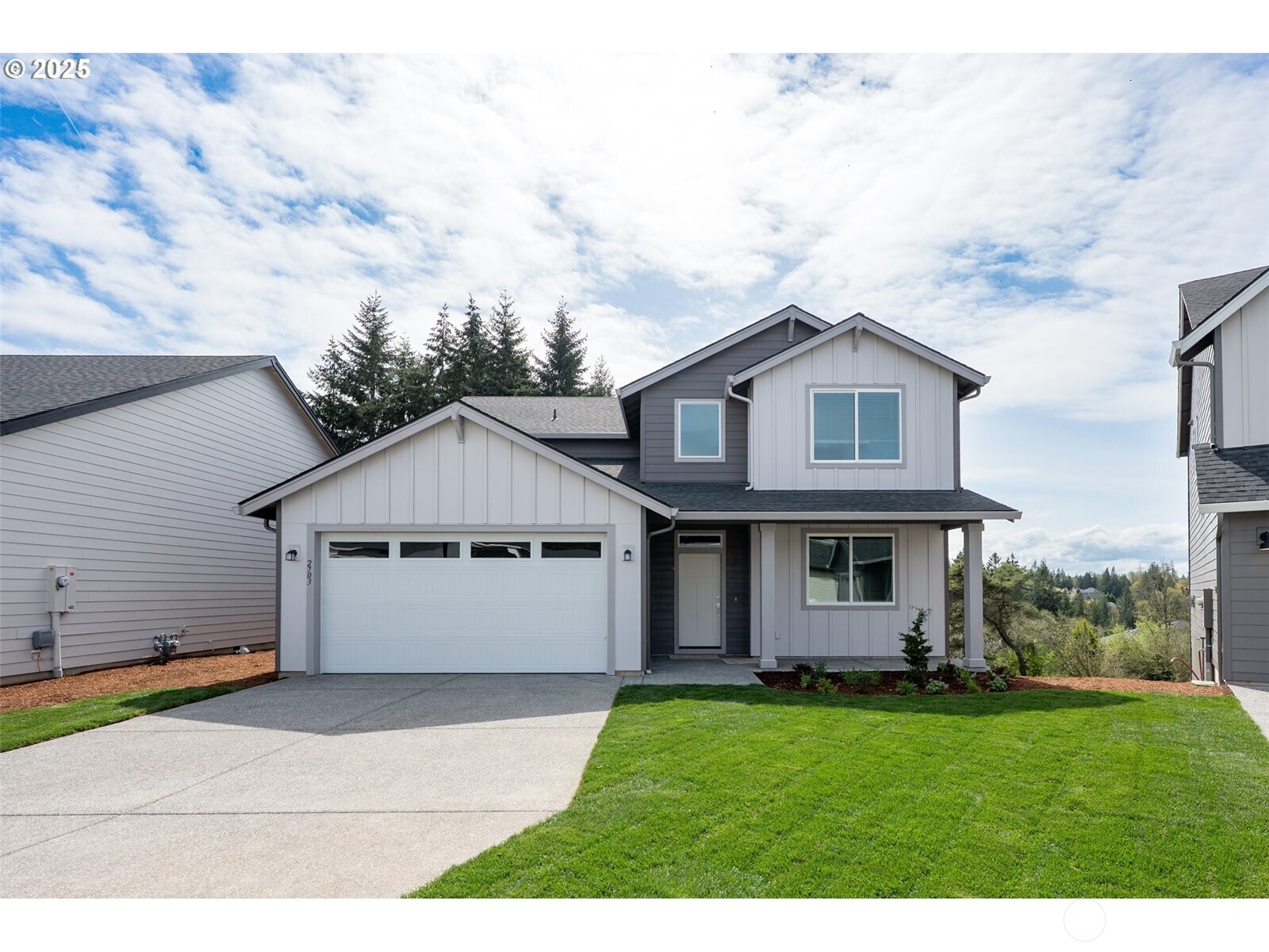 2703 S 9th Way Property Photo