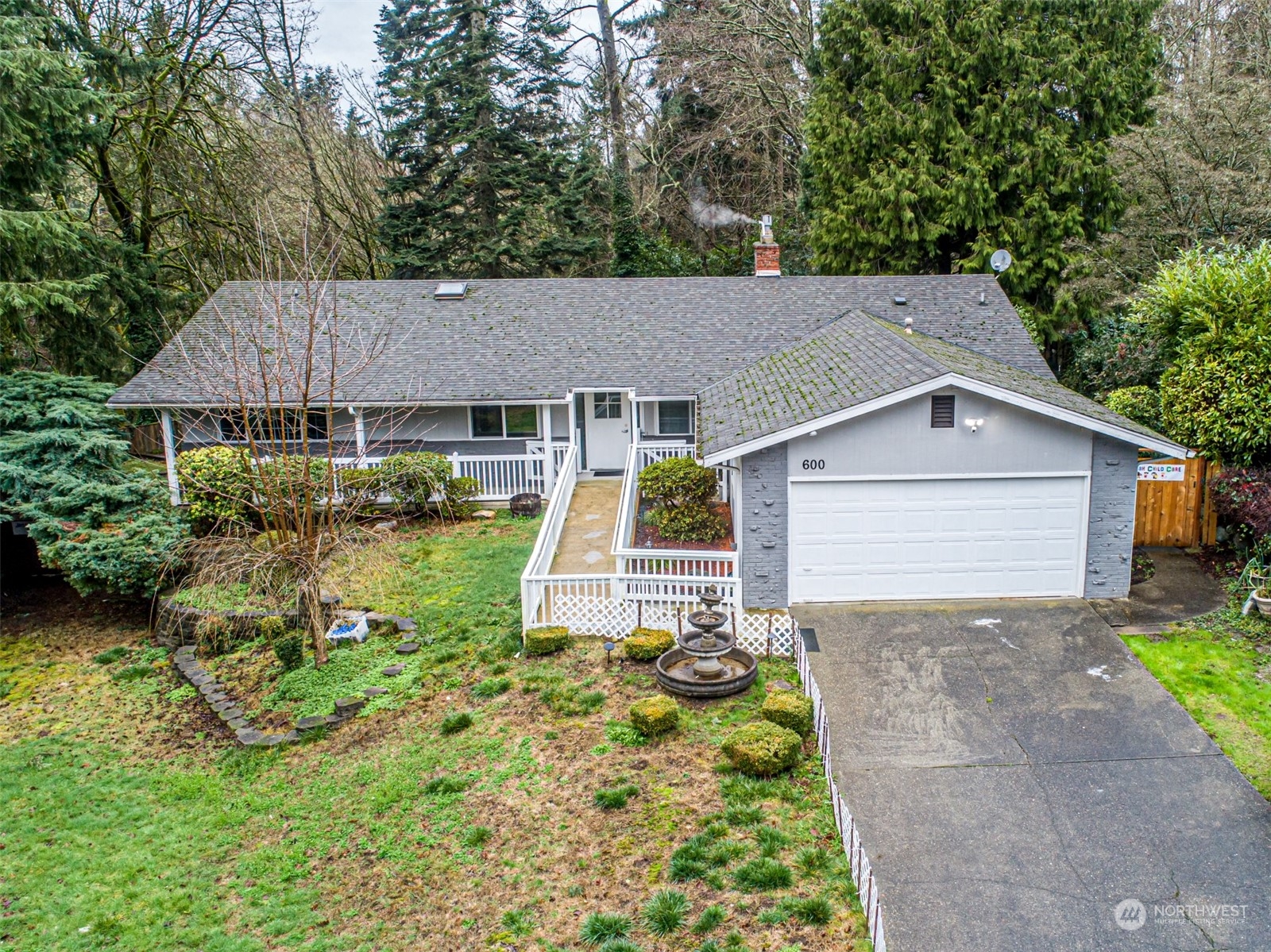 600 S 298th Street Property Photo