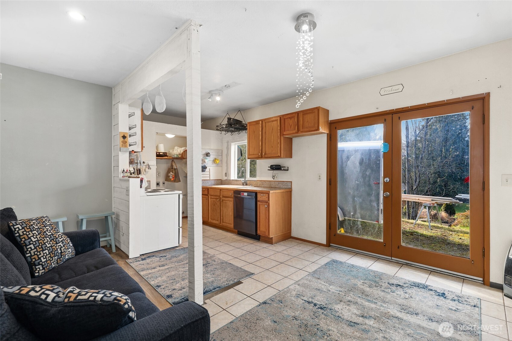 21101 Church Lake Drive Property Photo 4