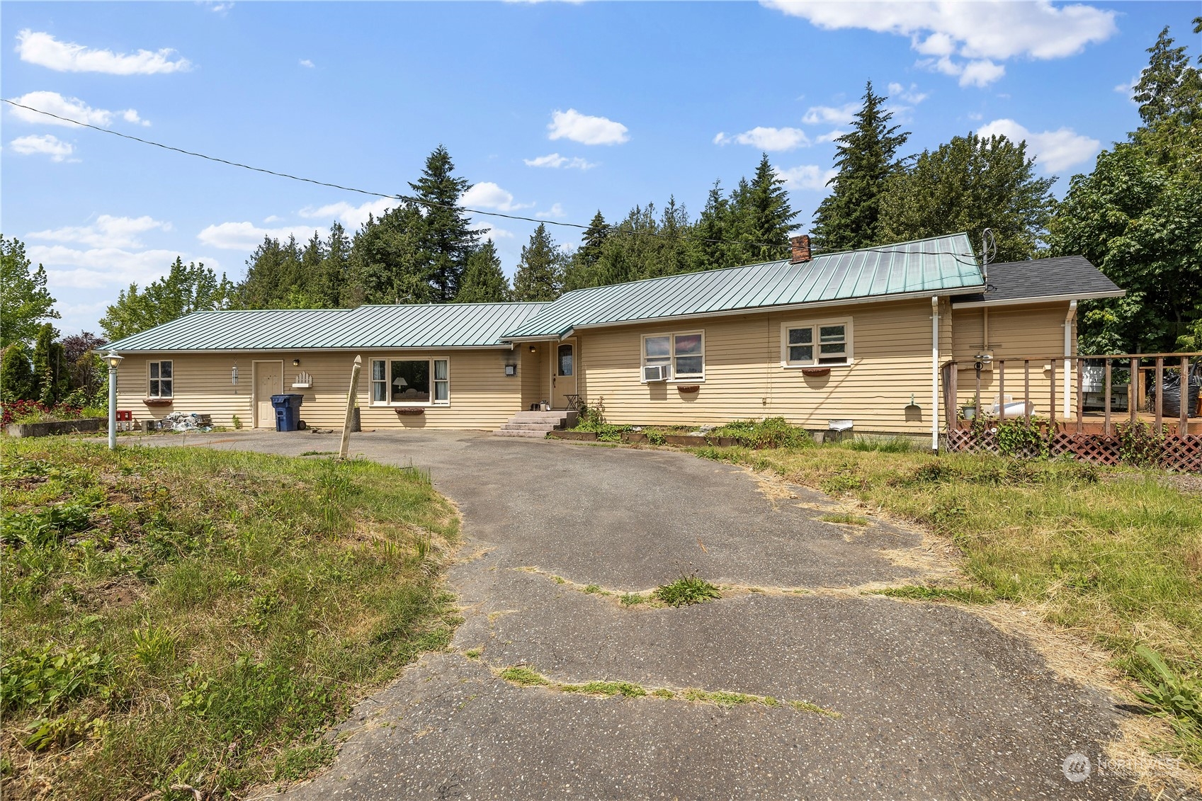 2094 Front Street Property Photo