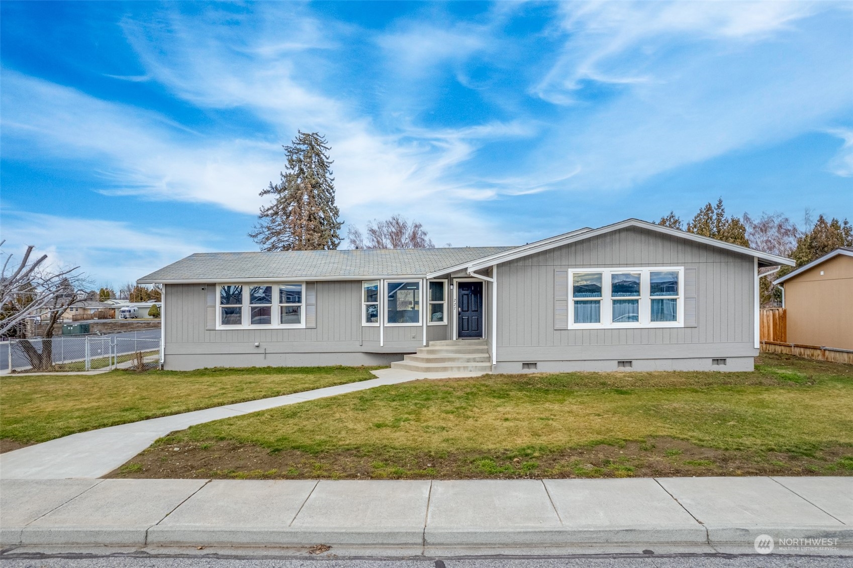 227 O Street Property Photo