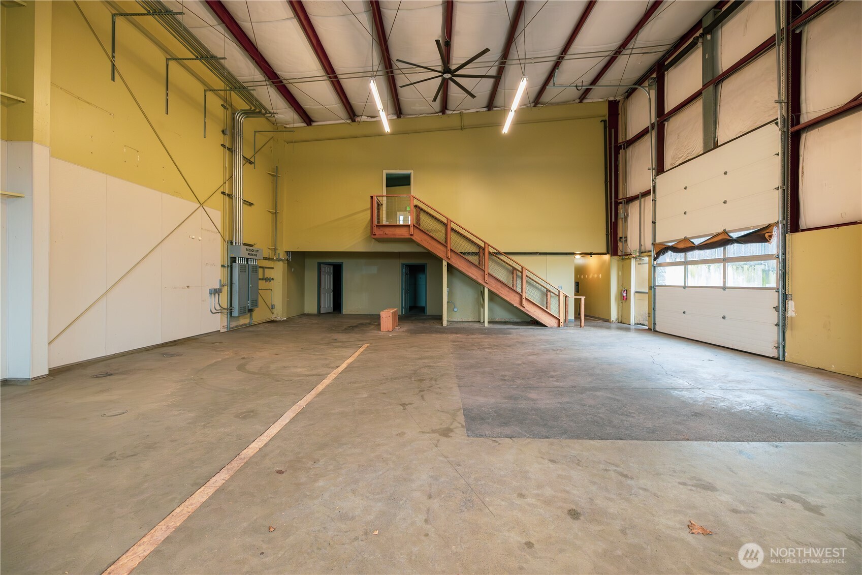 1107 Railroad Avenue Property Photo 7