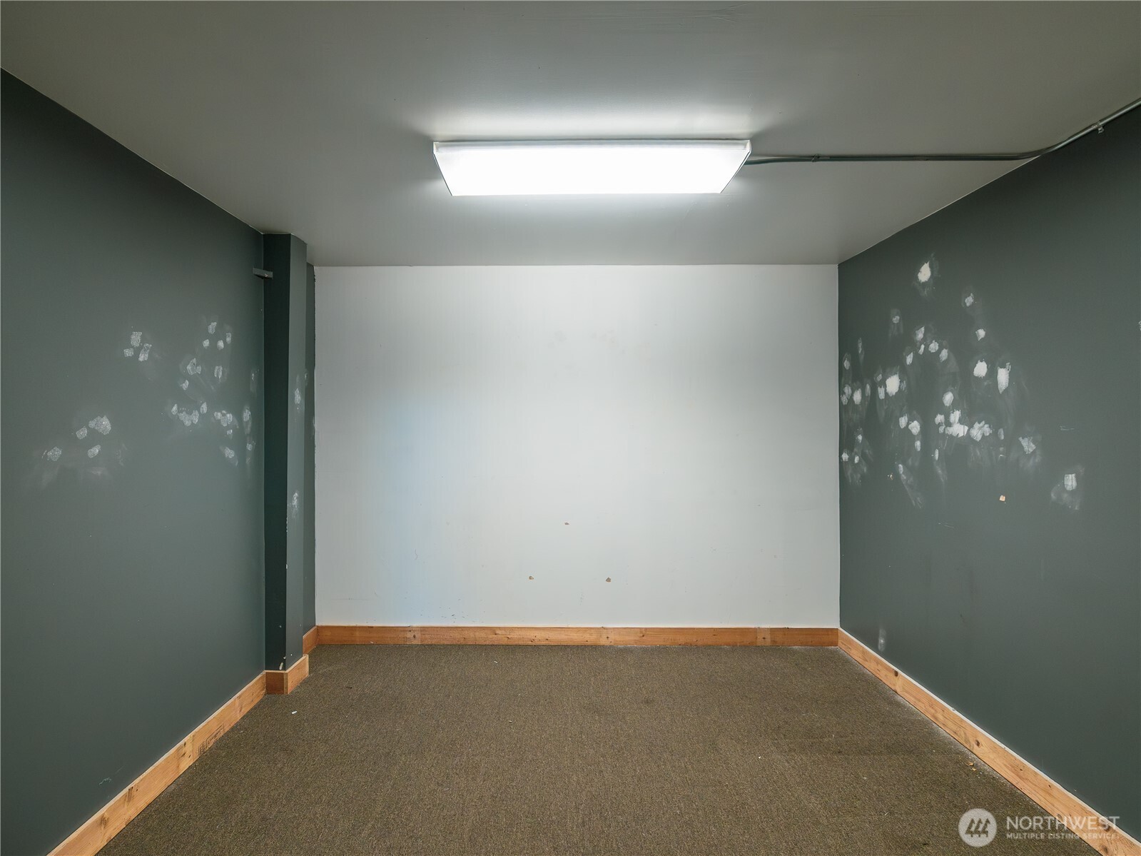 1107 Railroad Avenue Property Photo 10