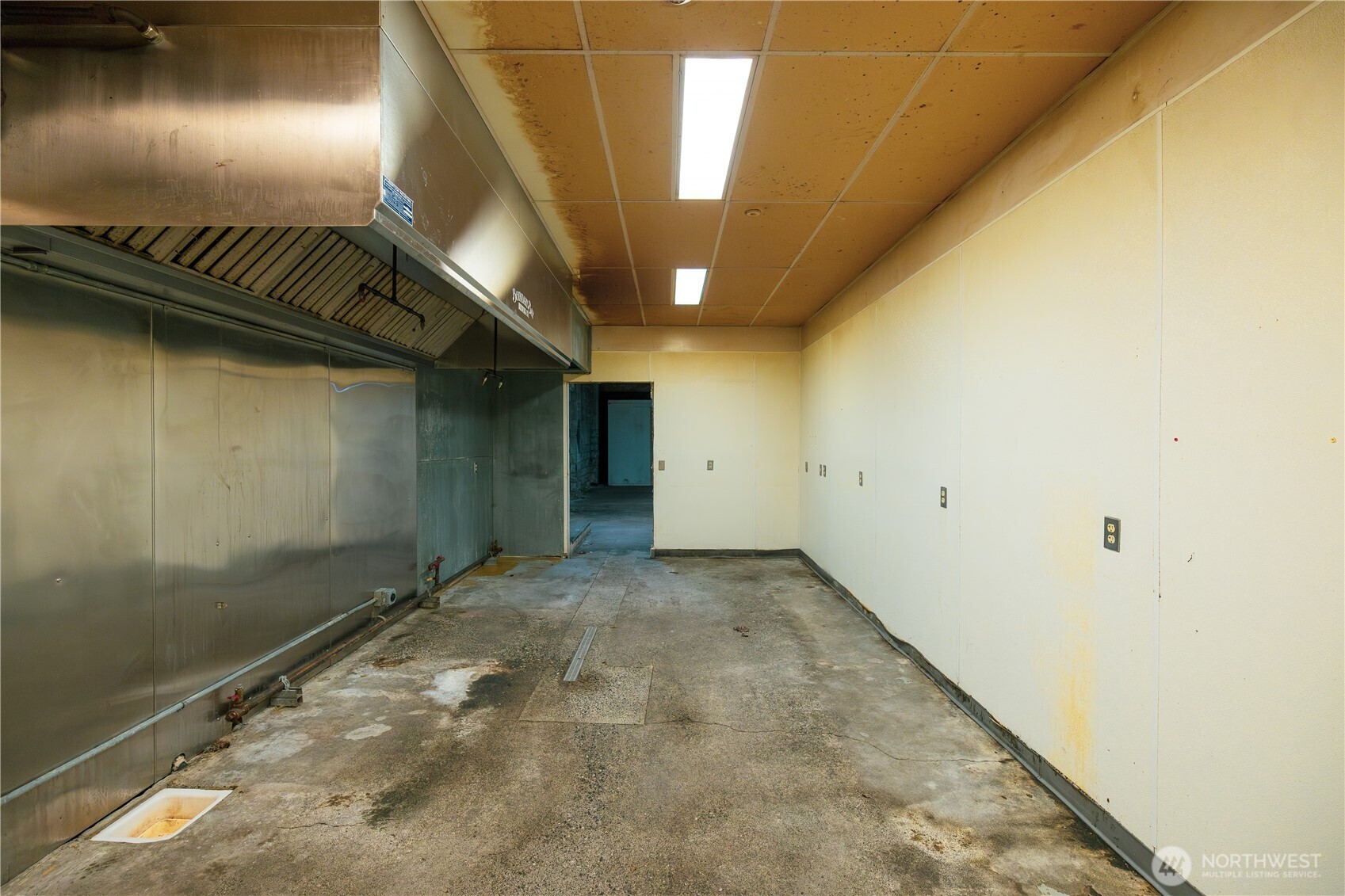 1107 Railroad Avenue Property Photo 11
