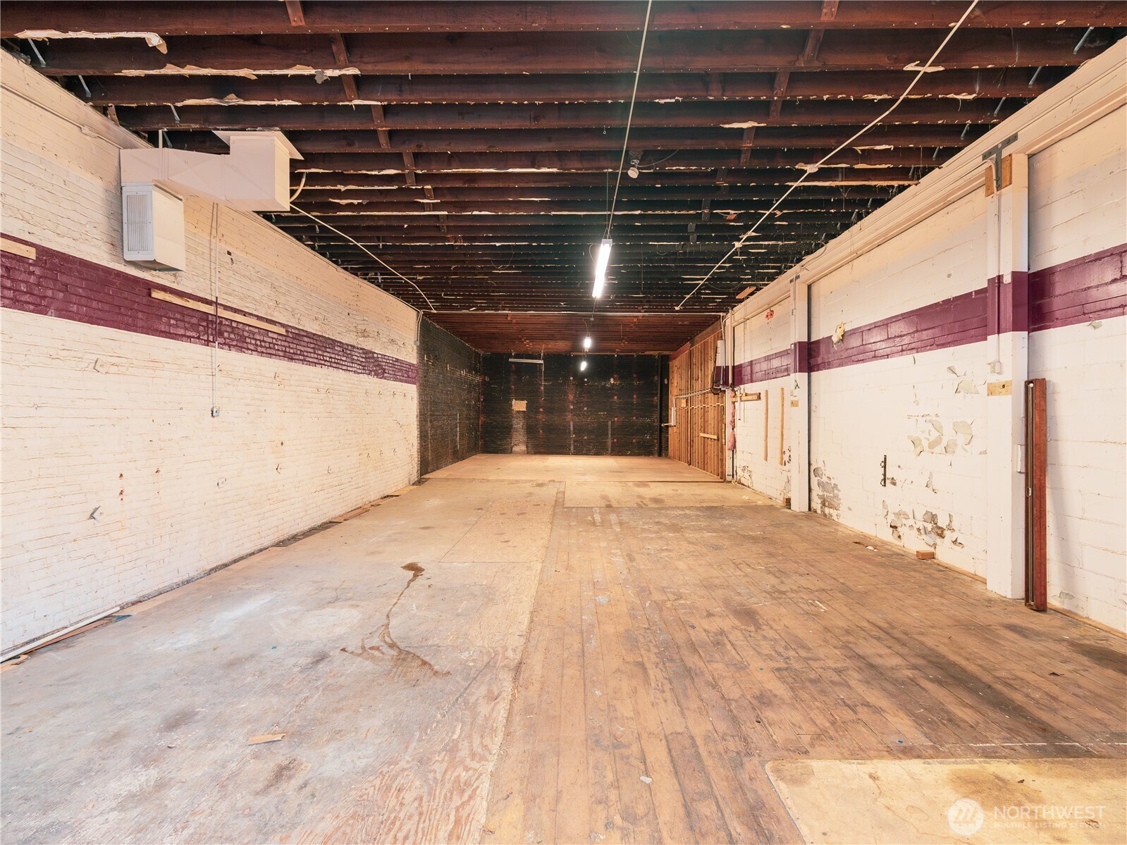 1107 Railroad Avenue Property Photo 13