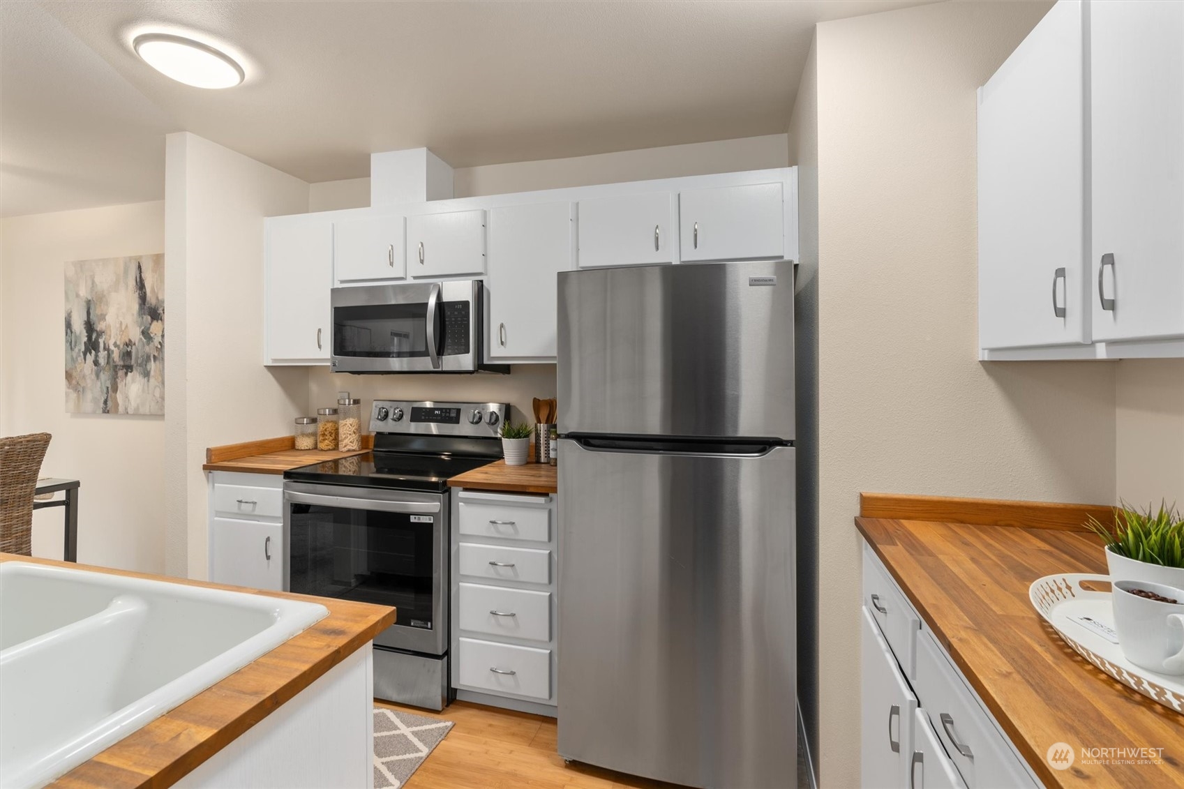 5004 168th Street B Property Photo 17